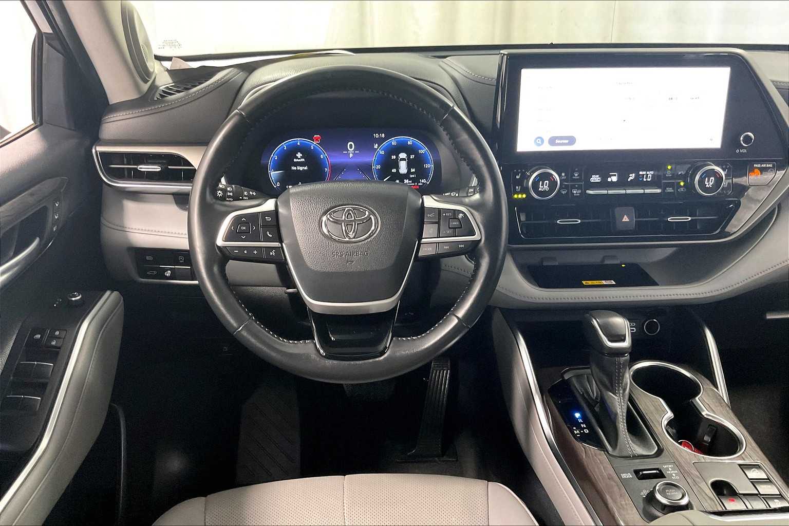 used 2023 Toyota Highlander car, priced at $42,988