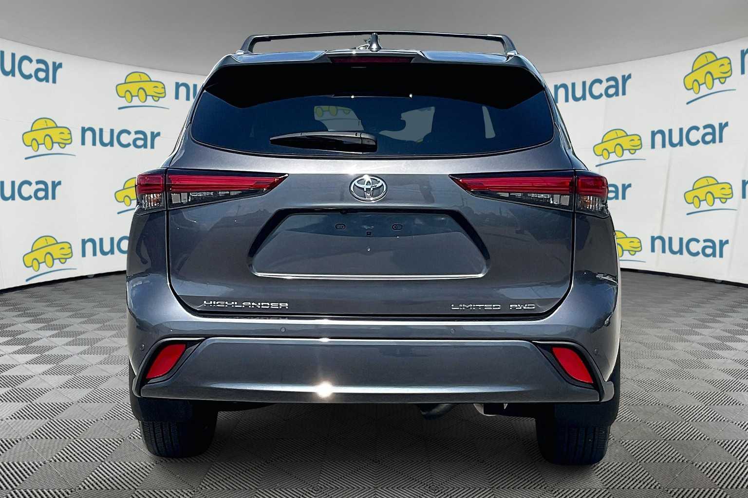 used 2023 Toyota Highlander car, priced at $42,988