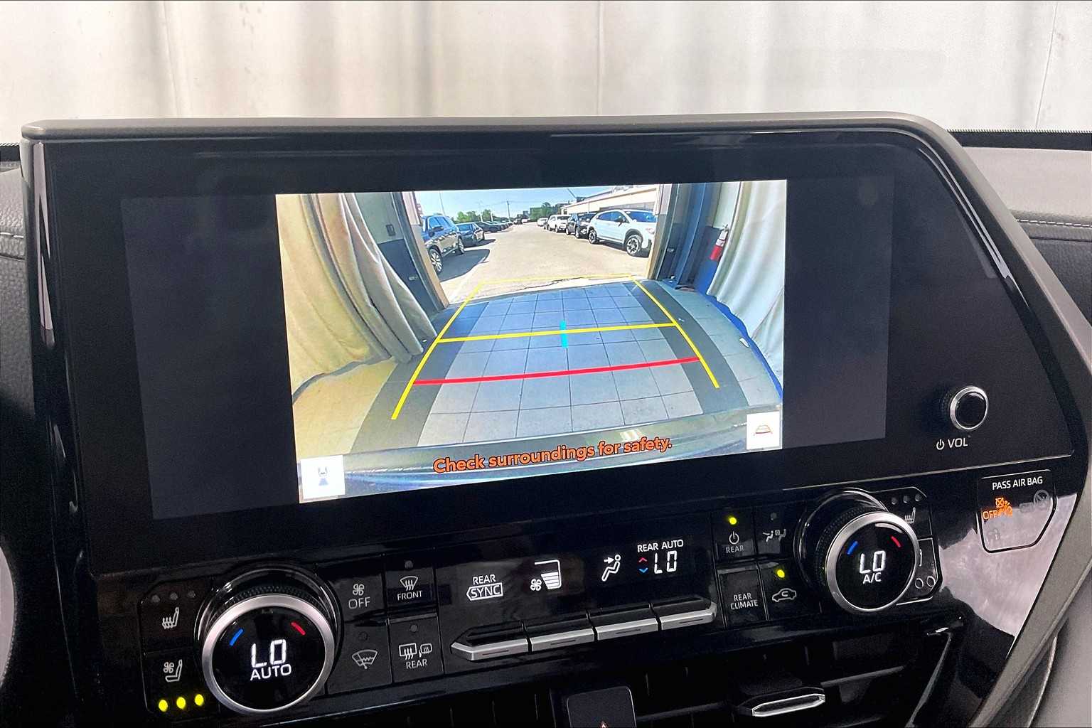 used 2023 Toyota Highlander car, priced at $42,988