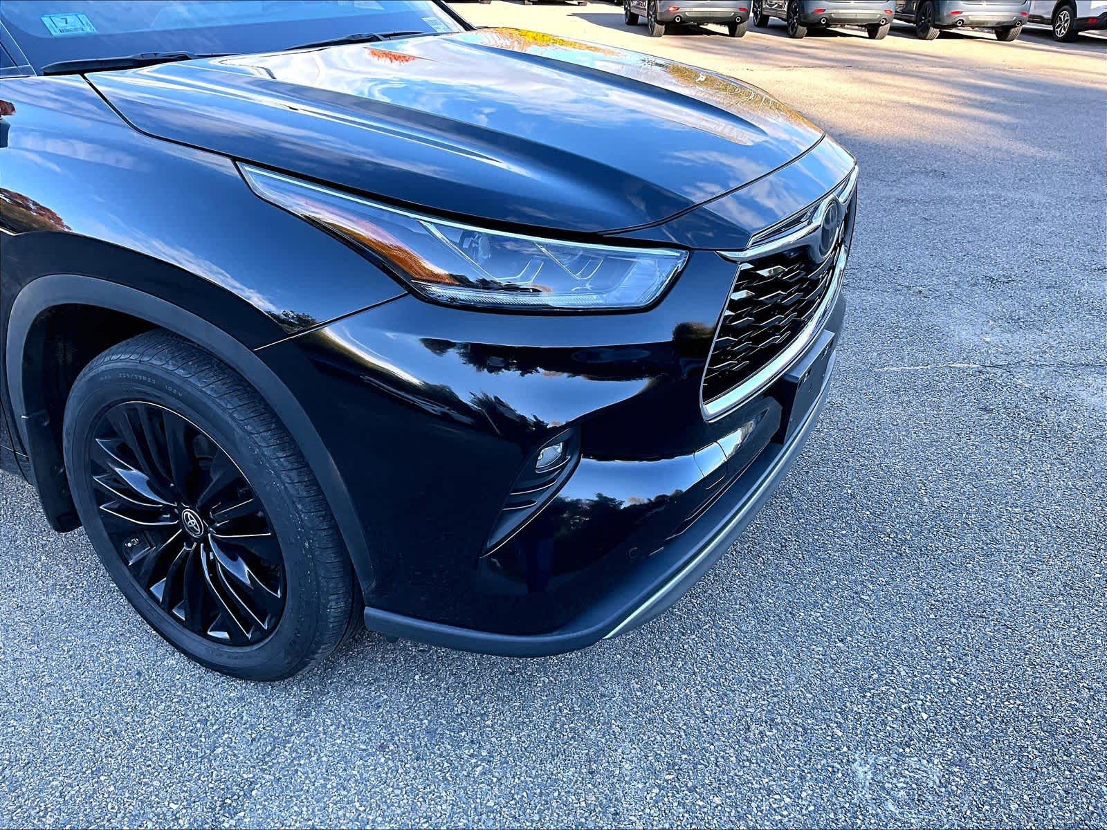 used 2024 Toyota Highlander car, priced at $46,987