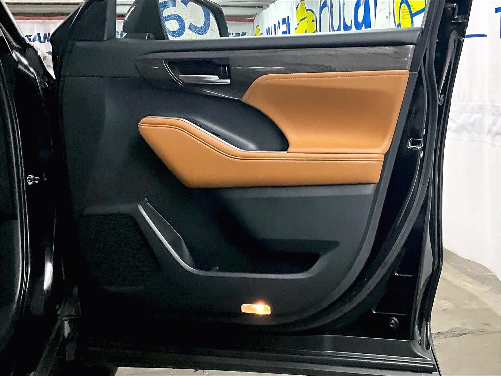 used 2024 Toyota Highlander car, priced at $45,871