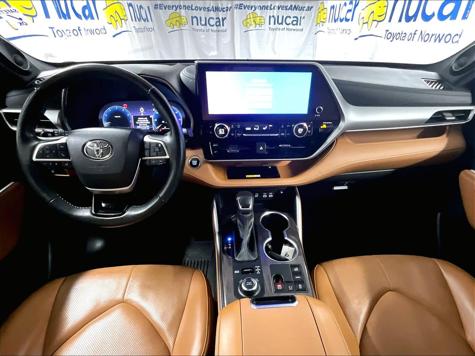 used 2024 Toyota Highlander car, priced at $45,871