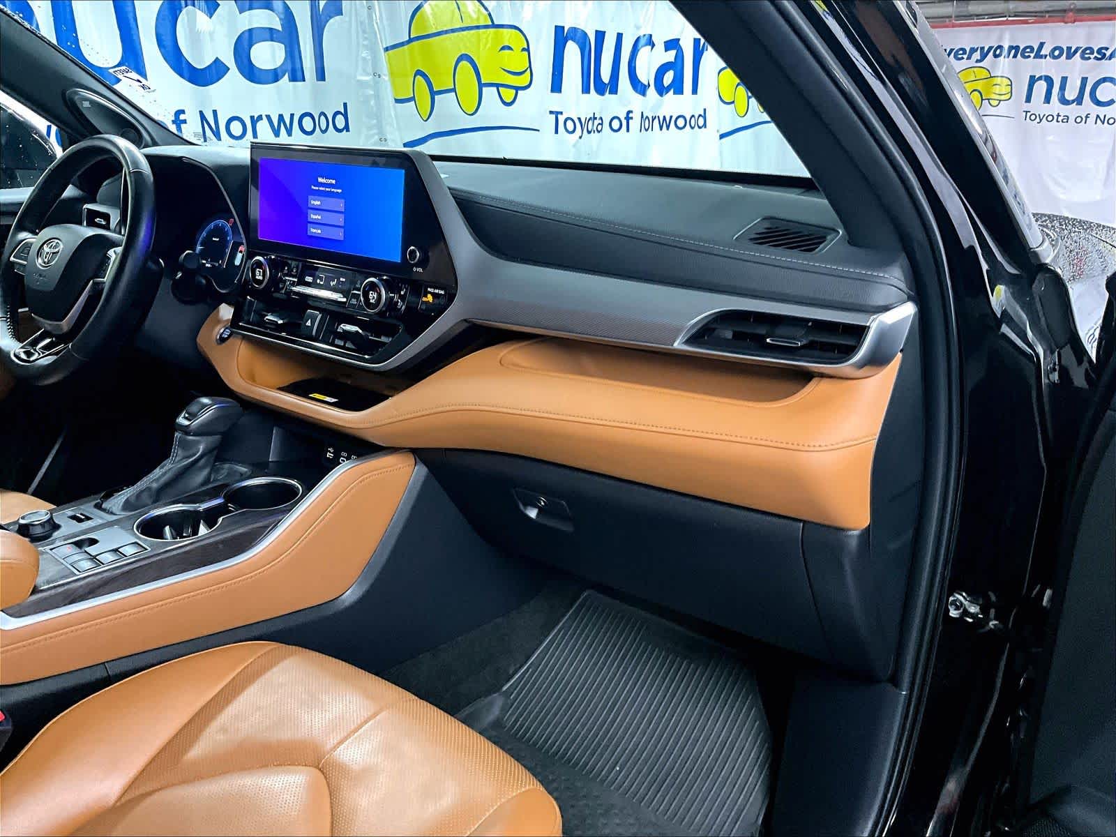 used 2024 Toyota Highlander car, priced at $45,871