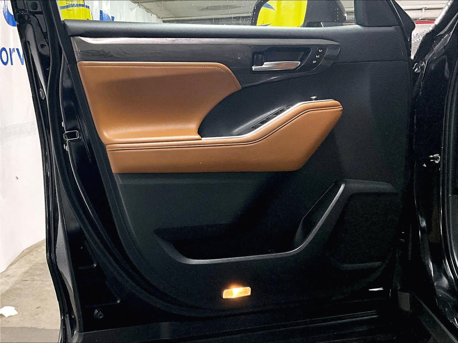 used 2024 Toyota Highlander car, priced at $45,871