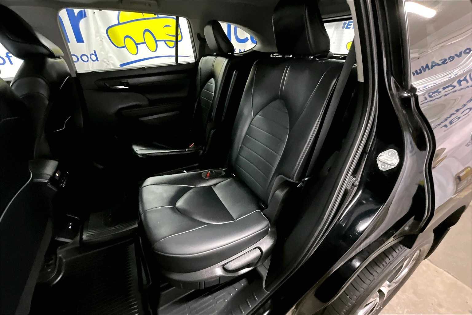 used 2023 Toyota Highlander car, priced at $38,019