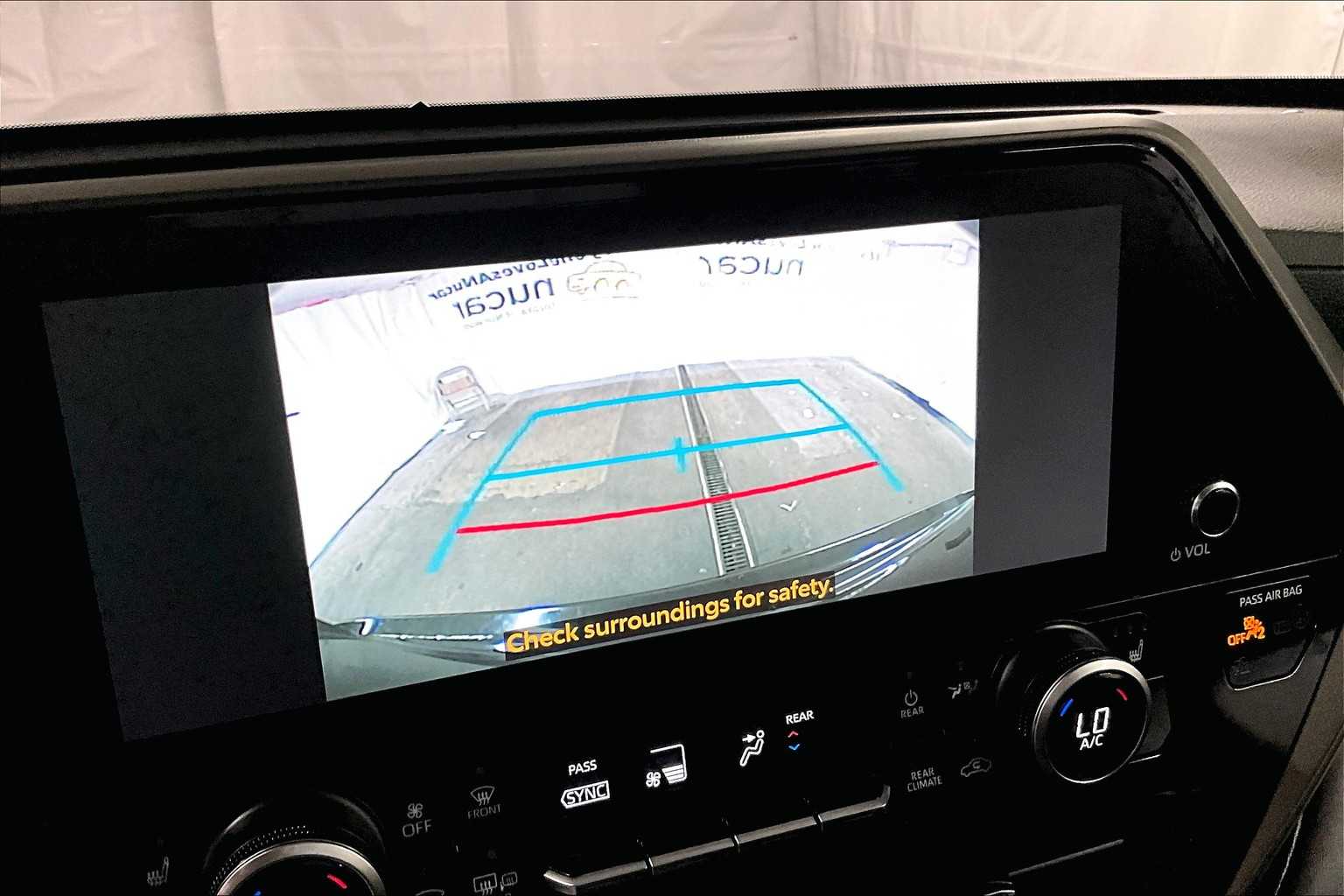 used 2023 Toyota Highlander car, priced at $38,019