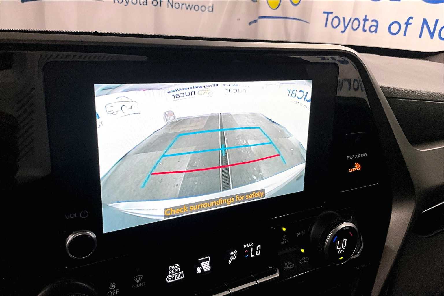 used 2024 Toyota Highlander car, priced at $40,888