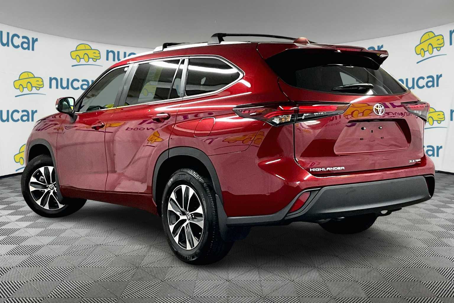 used 2024 Toyota Highlander car, priced at $42,570