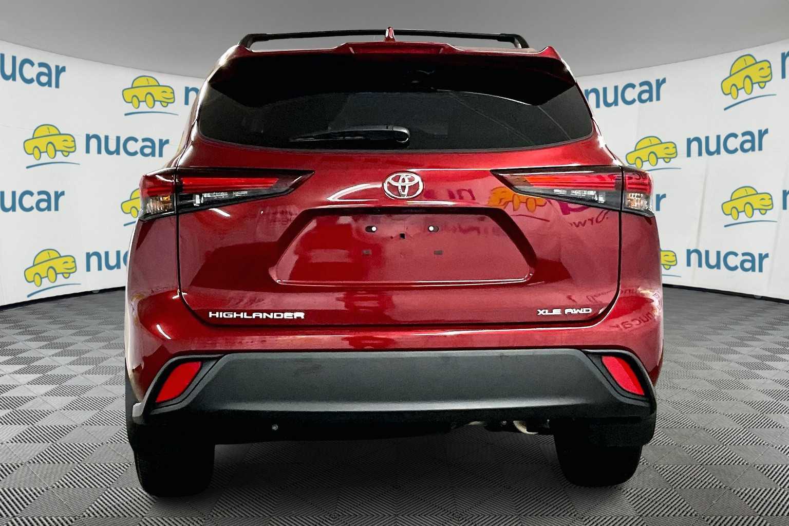 used 2024 Toyota Highlander car, priced at $42,570