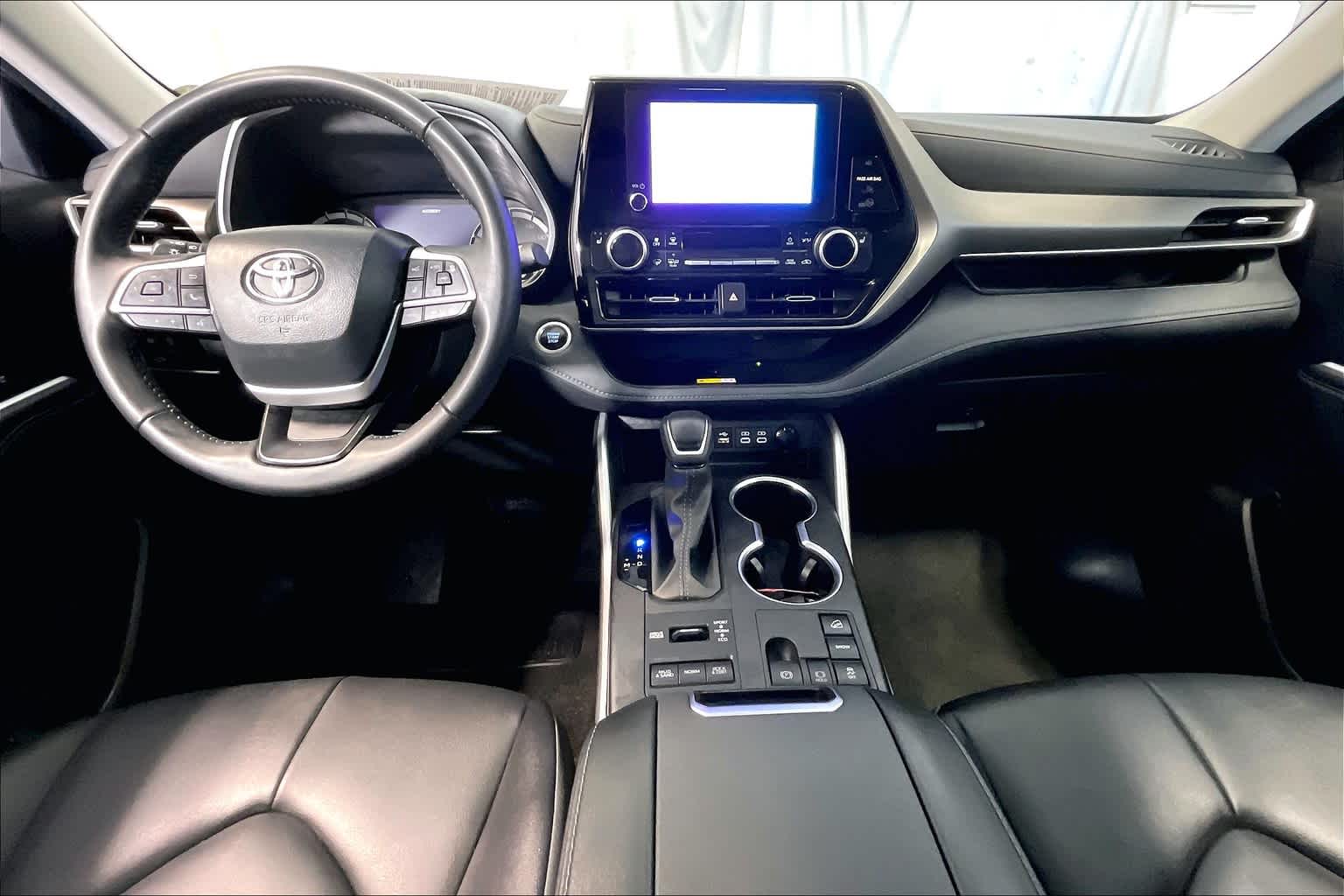 used 2024 Toyota Highlander car, priced at $42,805