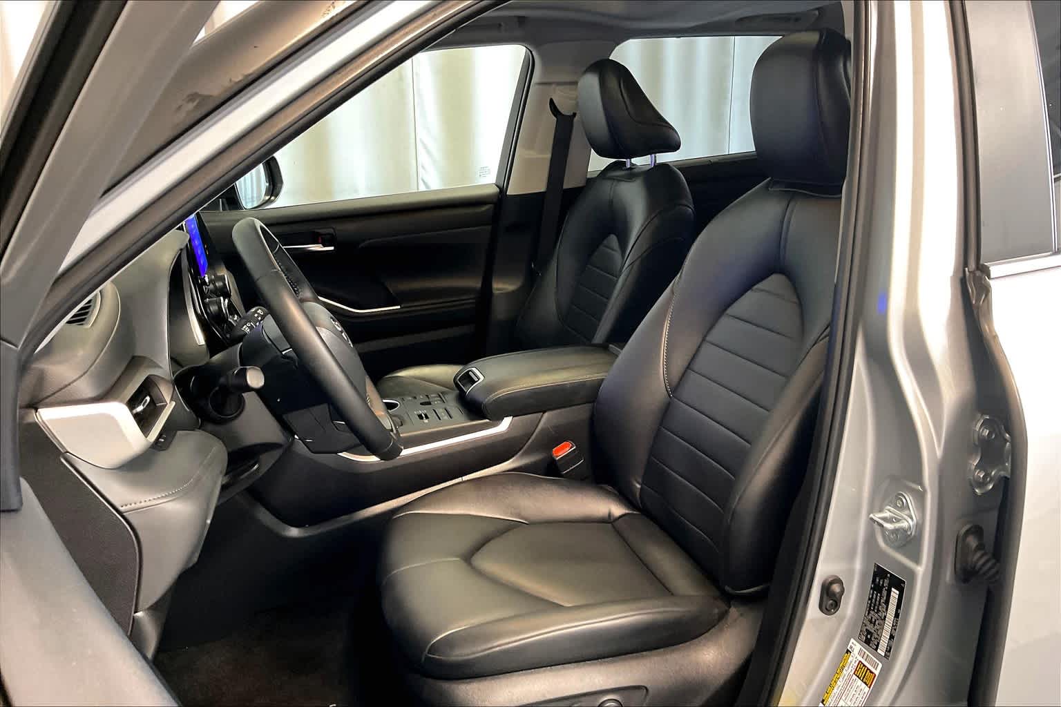 used 2024 Toyota Highlander car, priced at $42,805
