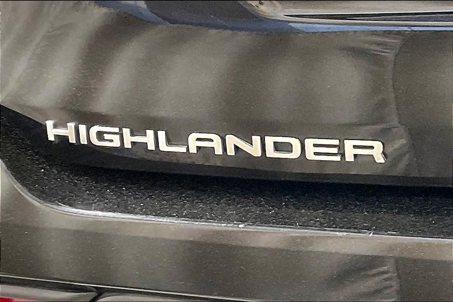used 2023 Toyota Highlander car, priced at $39,777