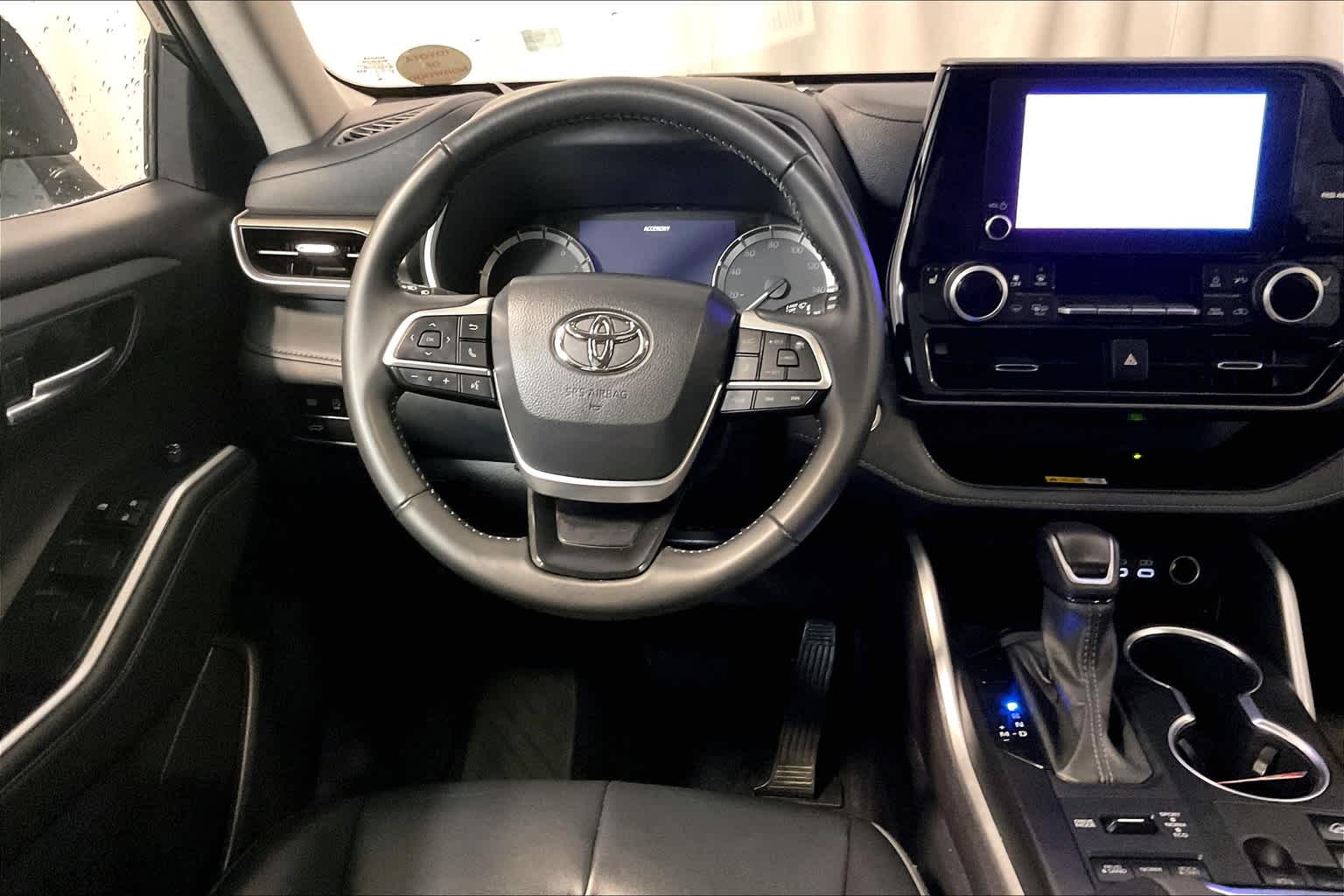 used 2024 Toyota Highlander car, priced at $42,805