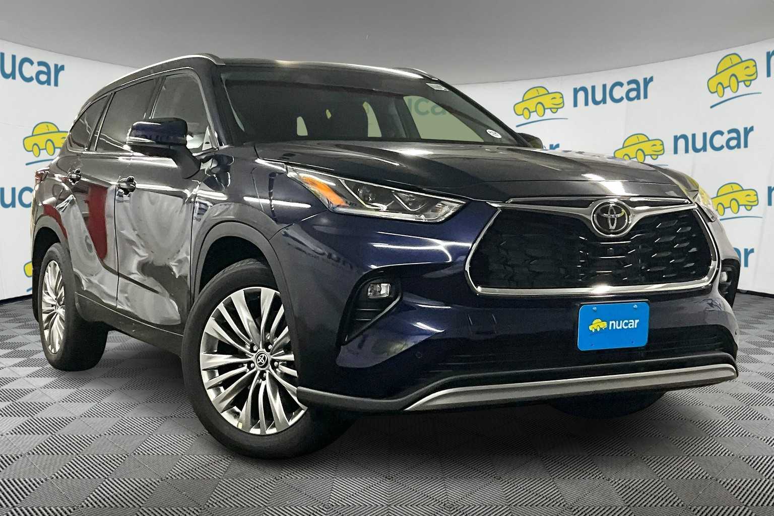 new 2025 Toyota Highlander car, priced at $50,275