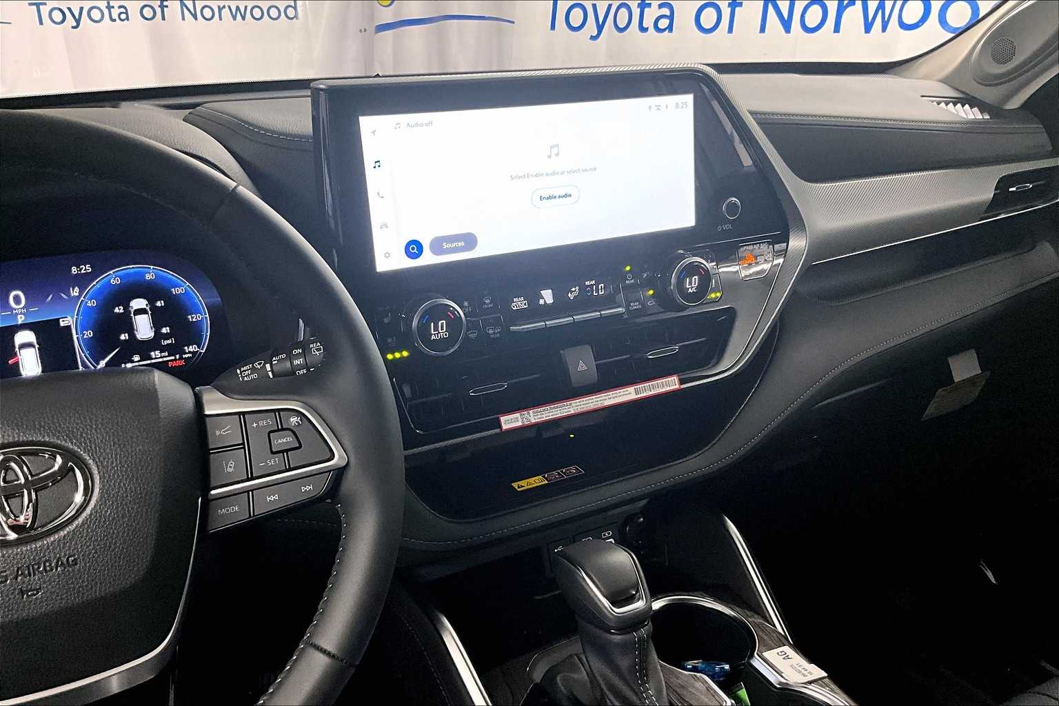 new 2025 Toyota Highlander car, priced at $50,275
