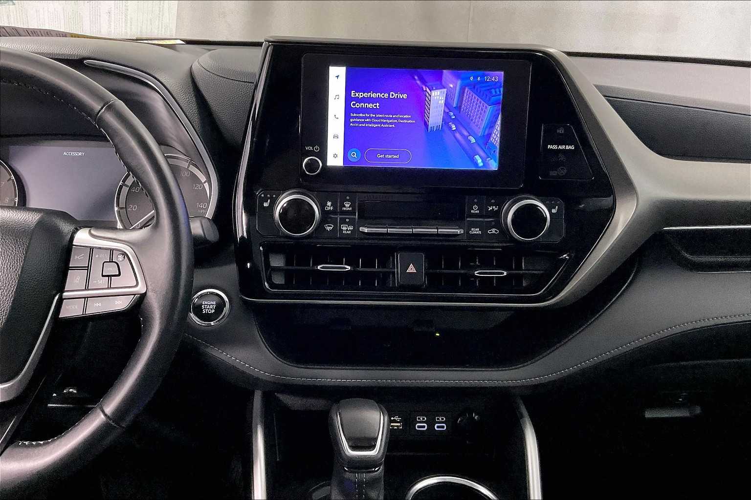 used 2023 Toyota Highlander car, priced at $40,988