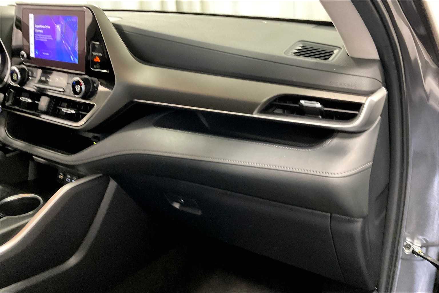 used 2023 Toyota Highlander car, priced at $40,988