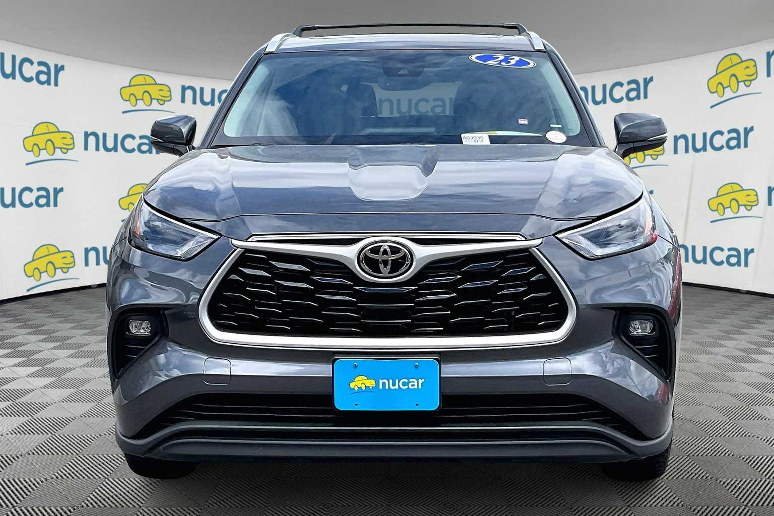 used 2023 Toyota Highlander car, priced at $40,988
