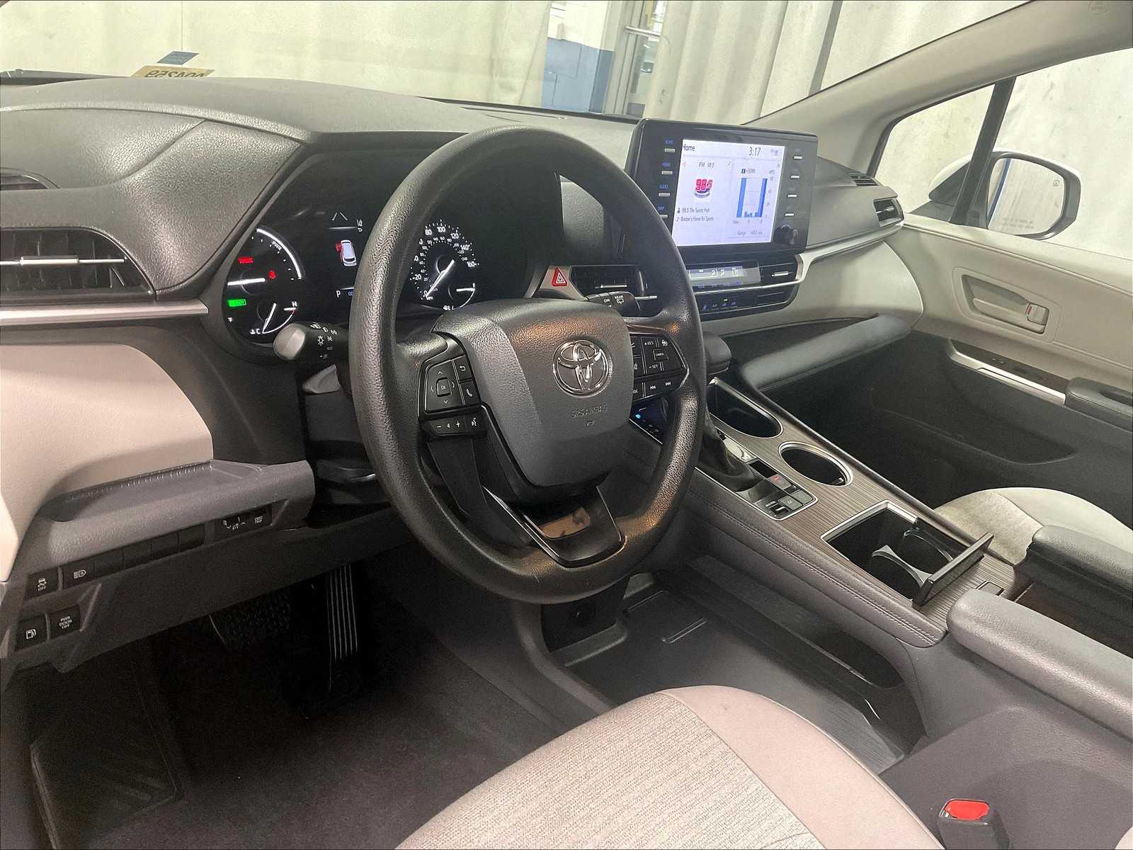 used 2024 Toyota Sienna car, priced at $39,771