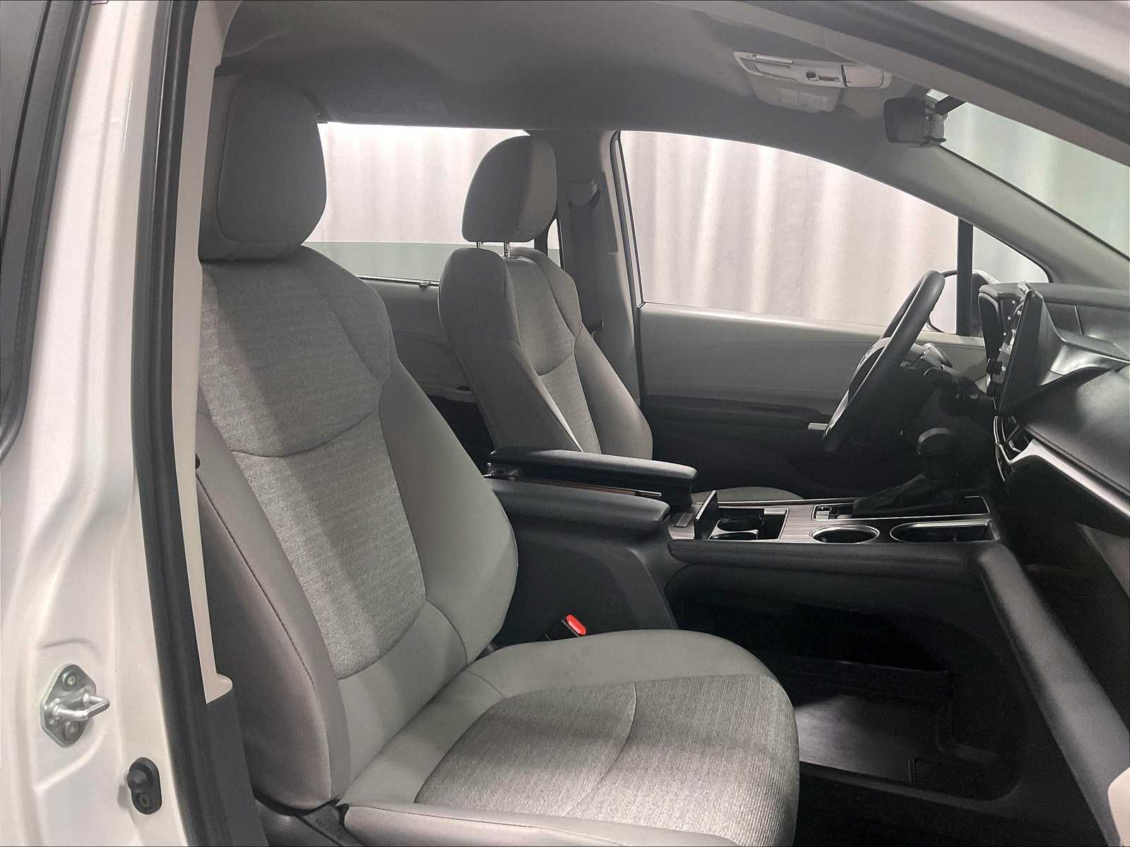 used 2024 Toyota Sienna car, priced at $39,771