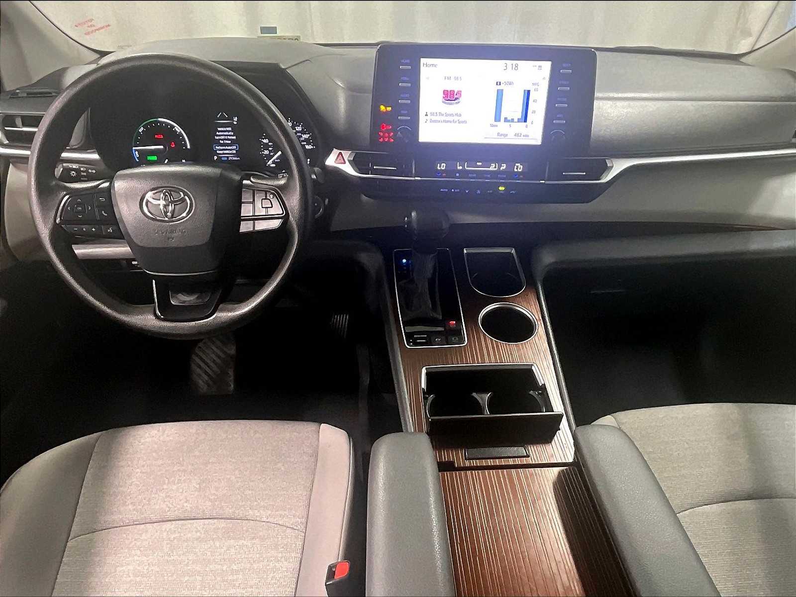 used 2024 Toyota Sienna car, priced at $39,771