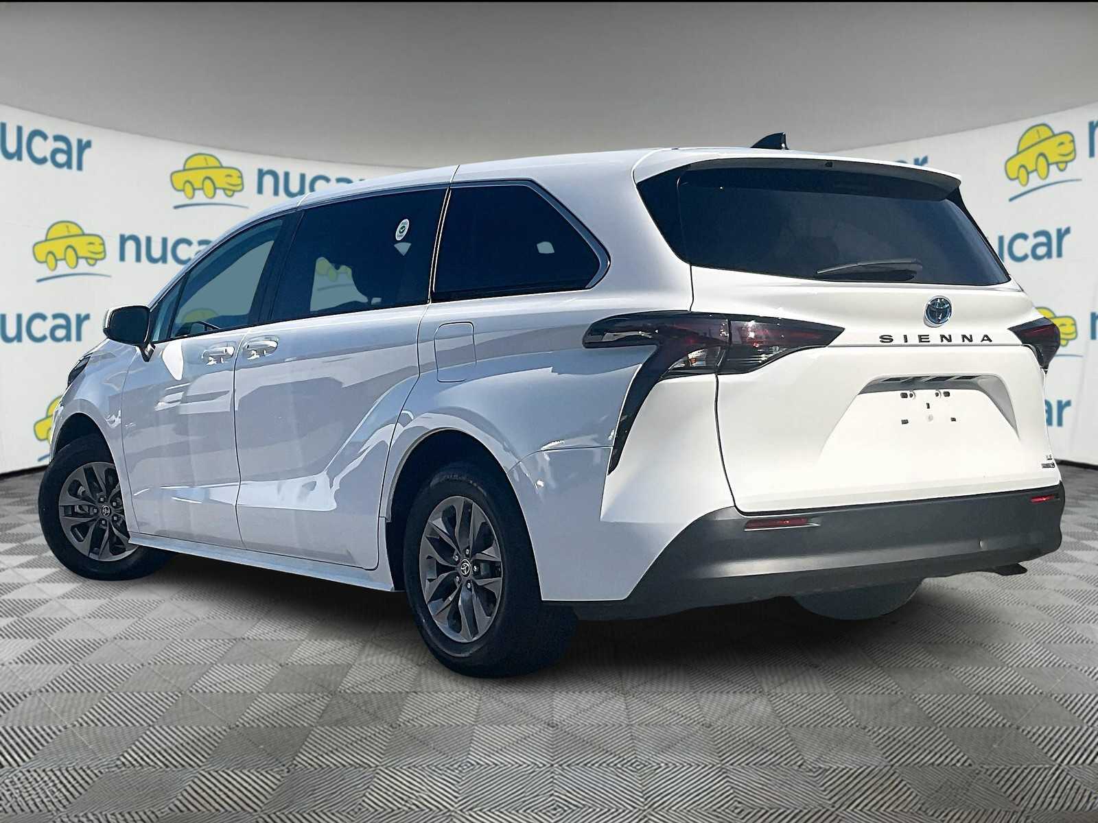 used 2024 Toyota Sienna car, priced at $39,771