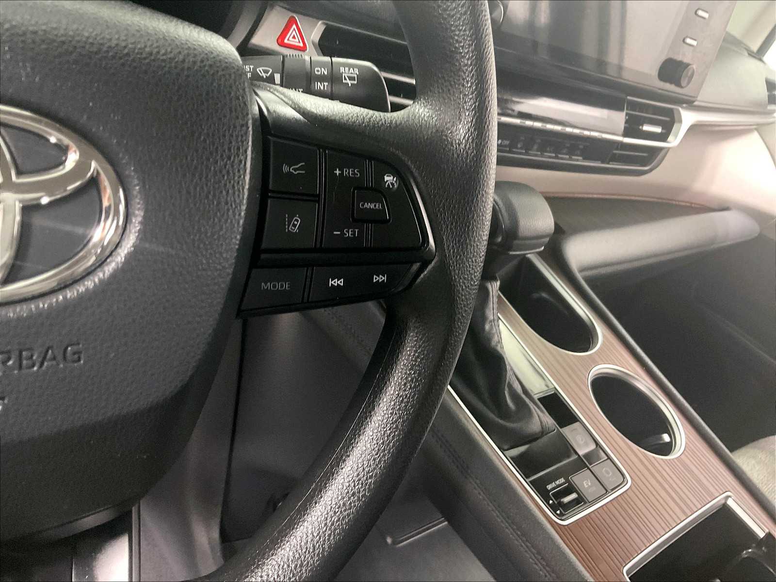 used 2024 Toyota Sienna car, priced at $39,771