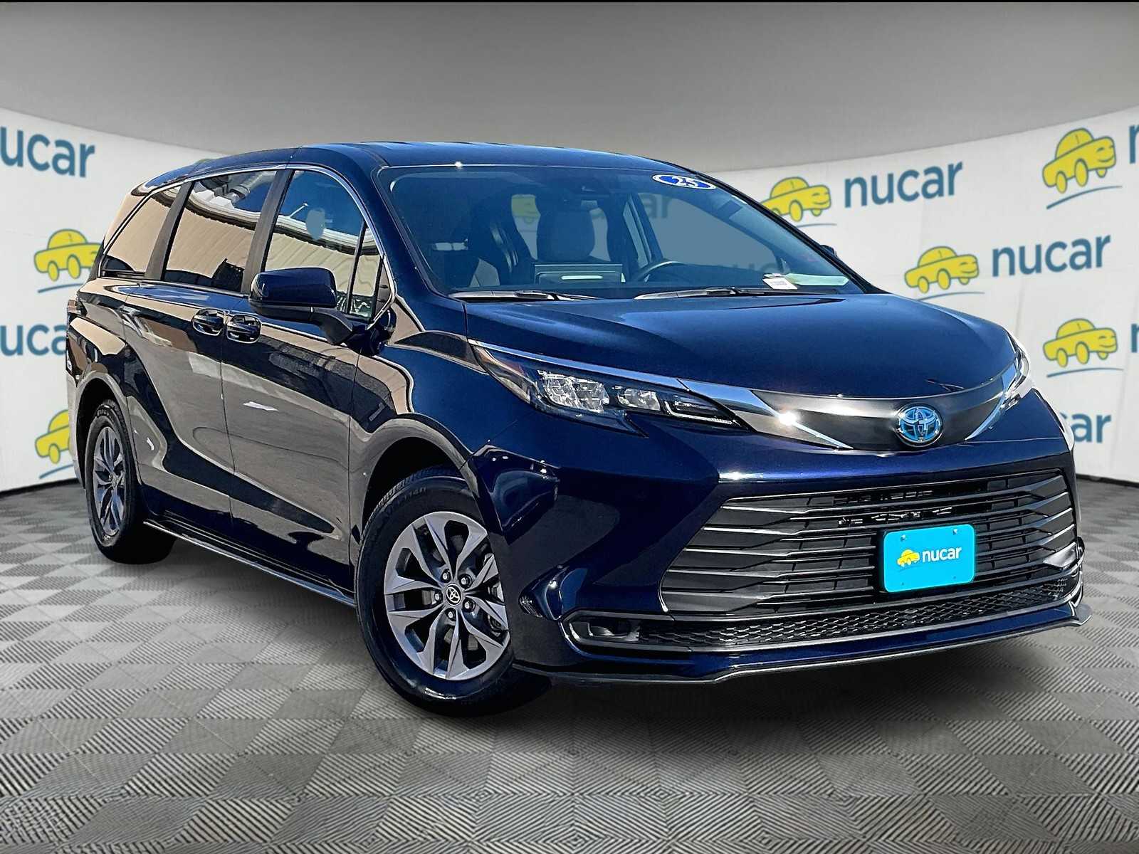 used 2025 Toyota Sienna car, priced at $44,987