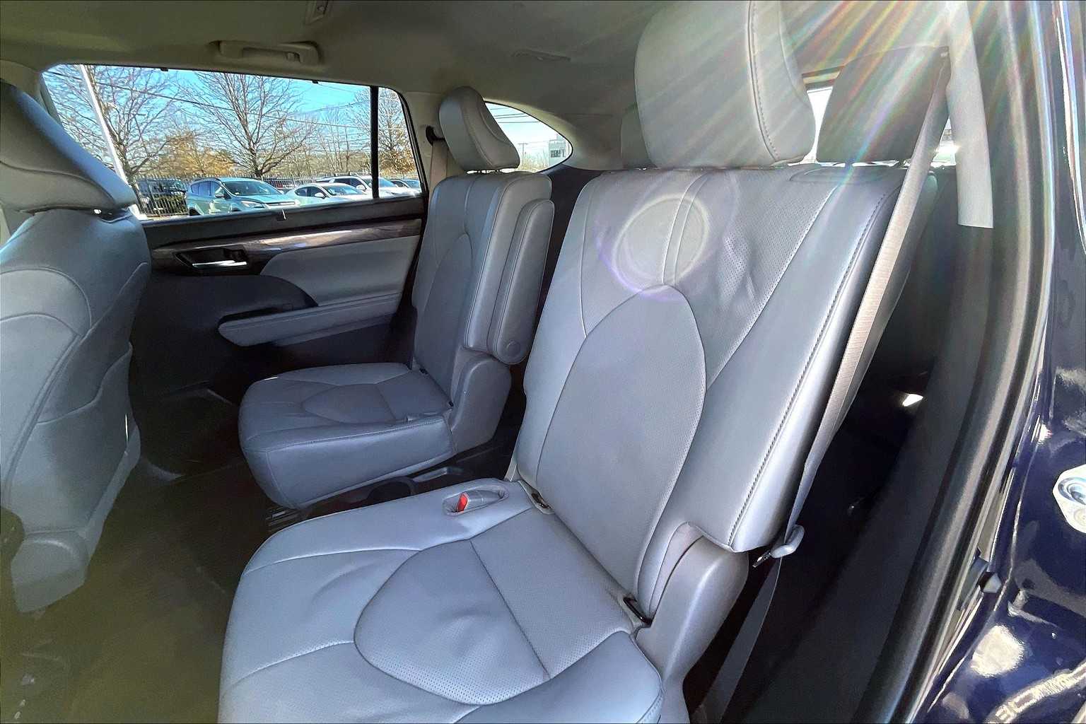 used 2023 Toyota Highlander car, priced at $49,677