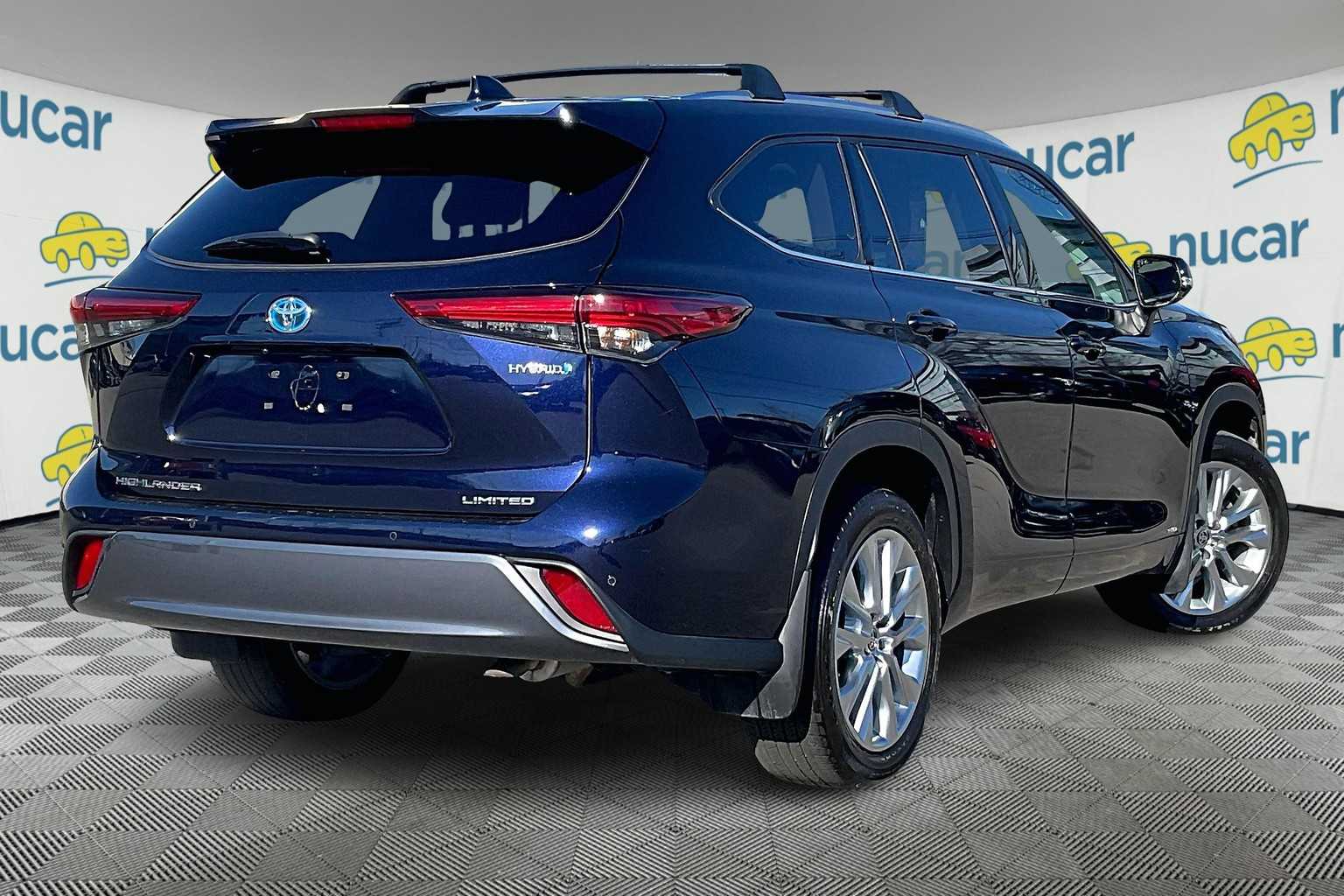 used 2023 Toyota Highlander car, priced at $49,677