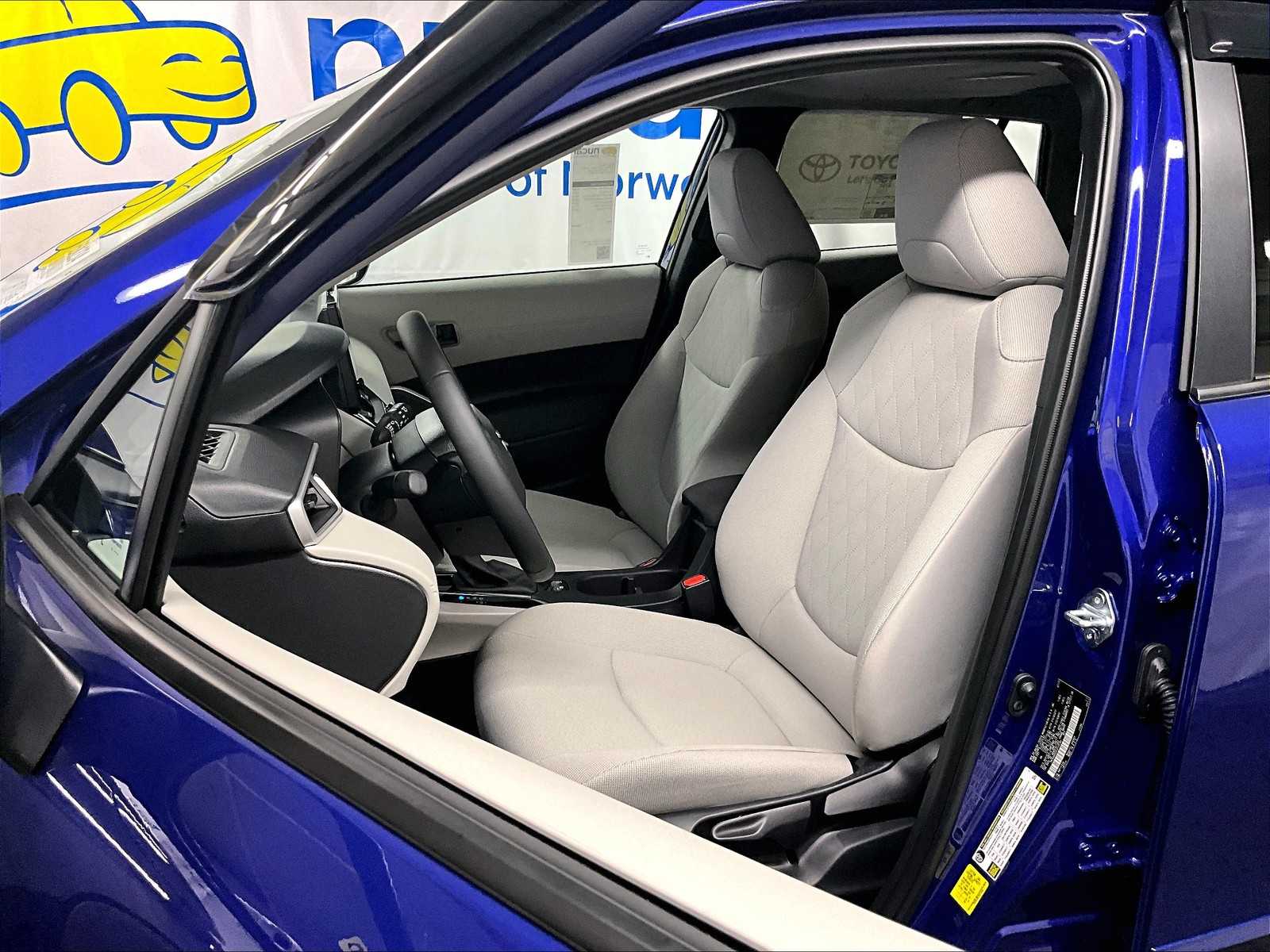 new 2025 Toyota Corolla Cross car, priced at $29,216
