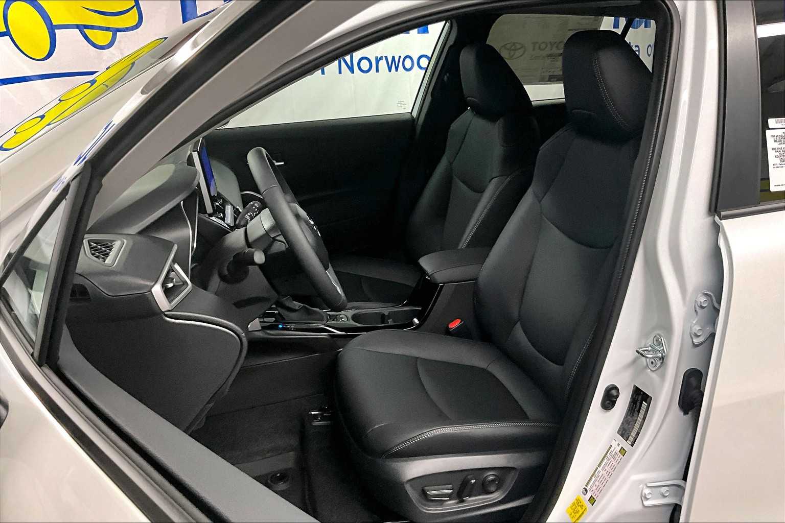 new 2025 Toyota Corolla Cross car, priced at $32,309