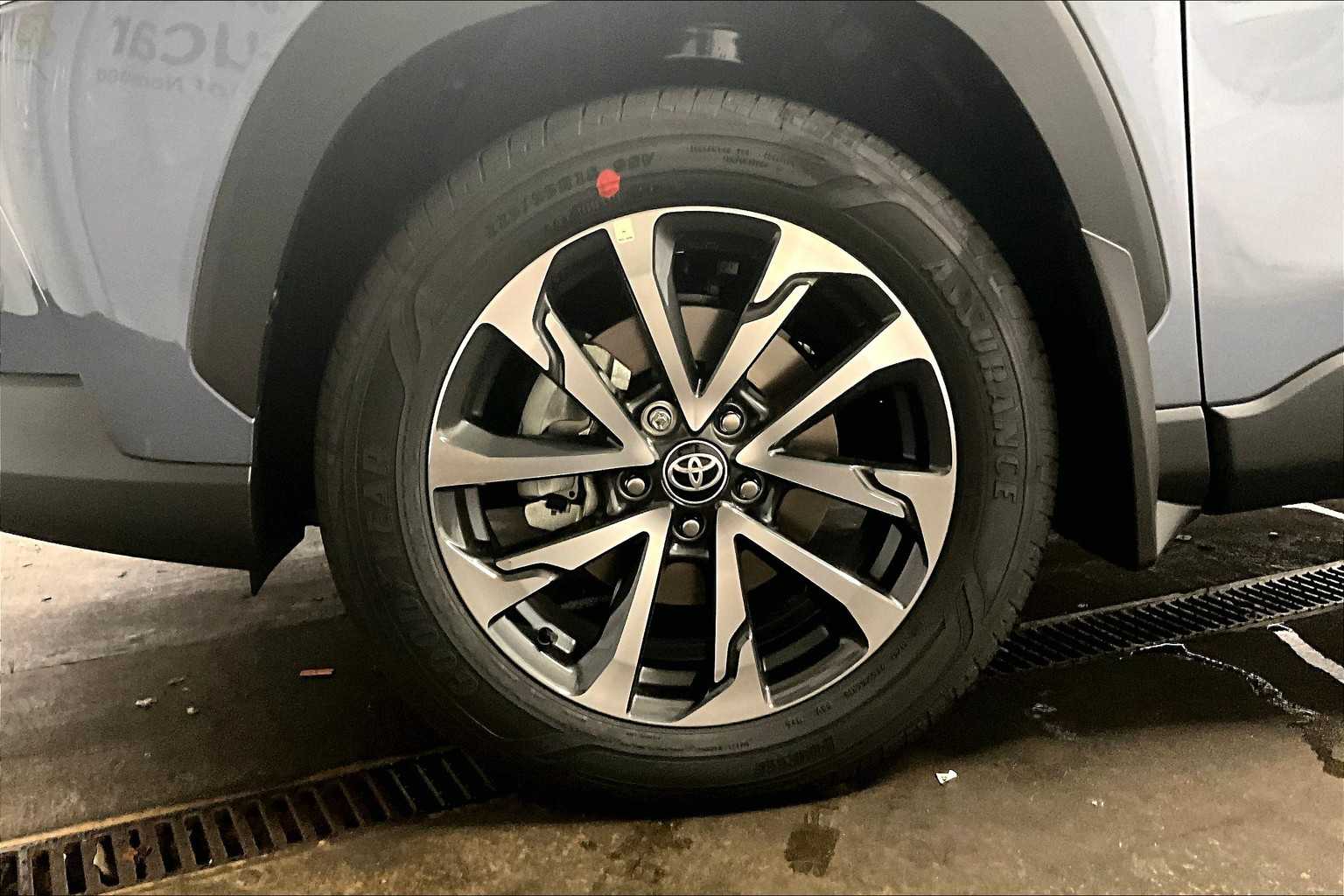 new 2025 Toyota Corolla Cross car, priced at $32,542