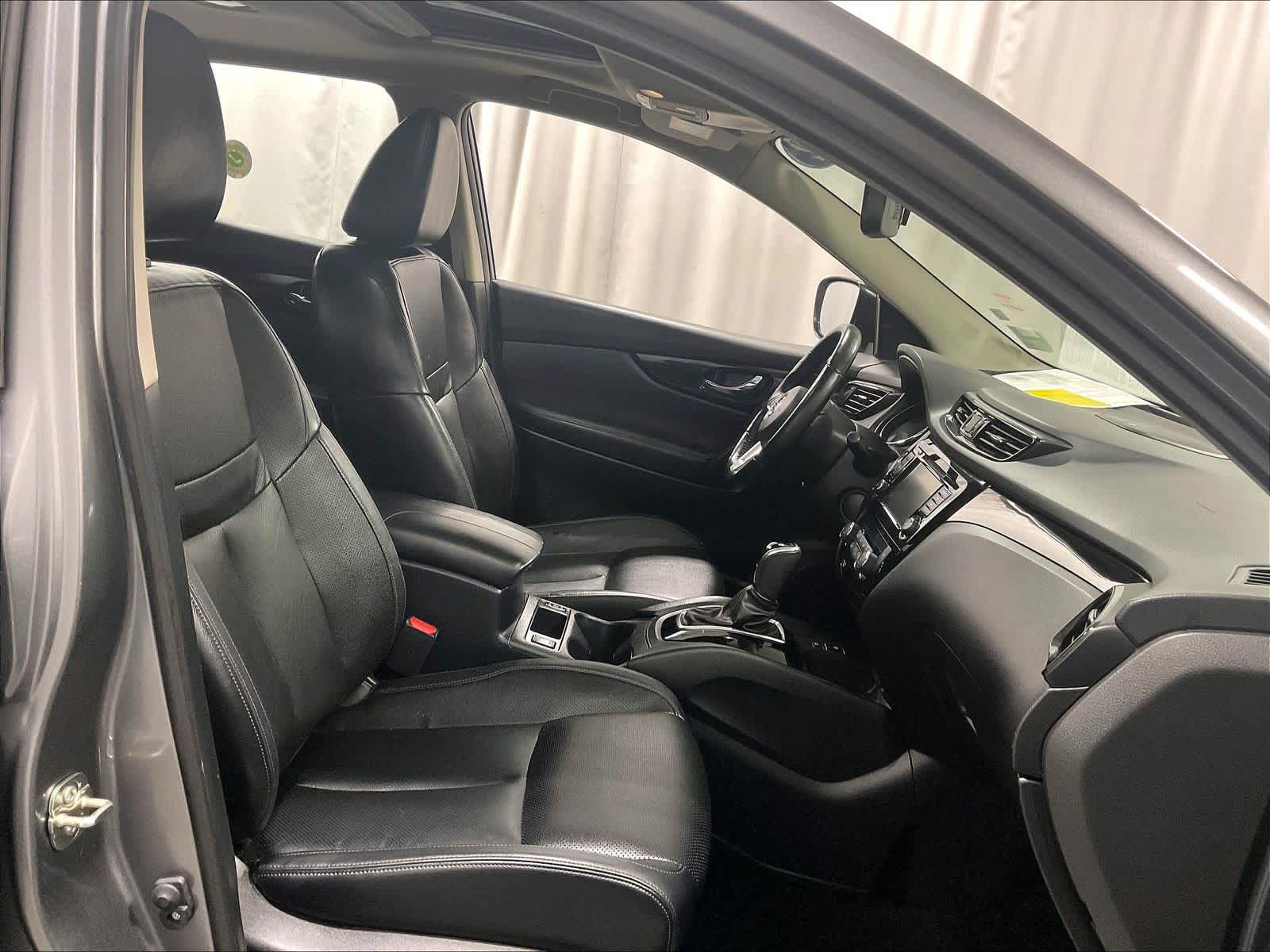 used 2022 Nissan Rogue Sport car, priced at $21,209