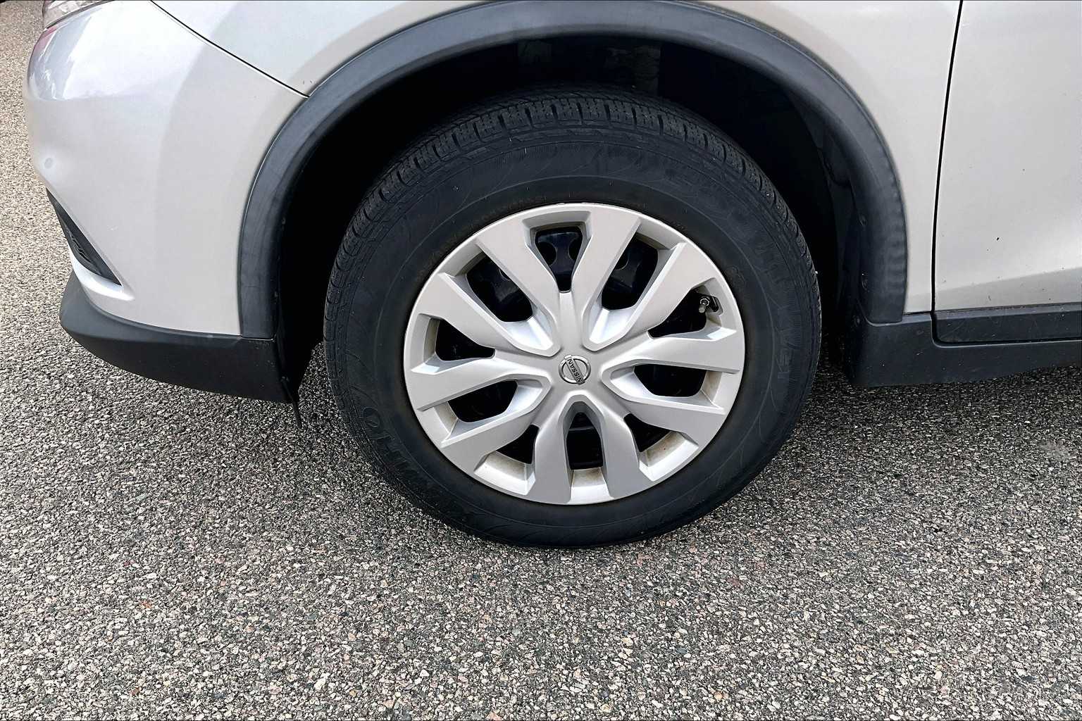 used 2016 Nissan Rogue car, priced at $11,535