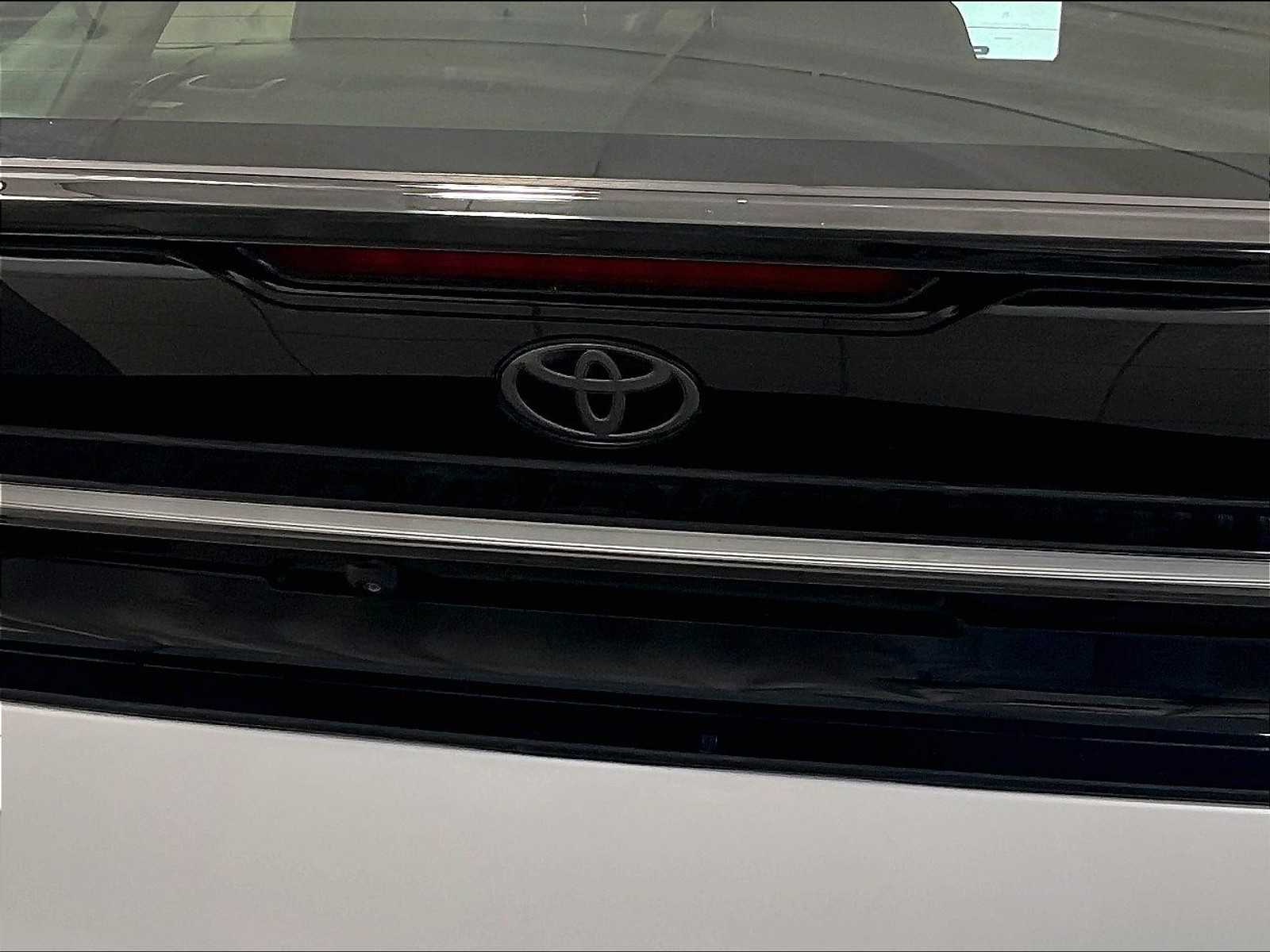 used 2024 Toyota Prius Prime car, priced at $33,621