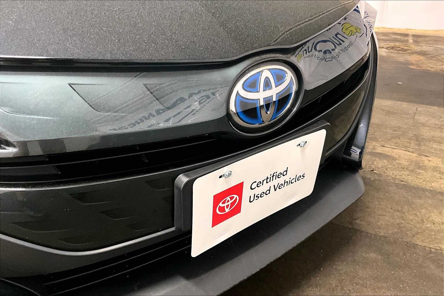used 2022 Toyota Prius Prime car, priced at $27,262