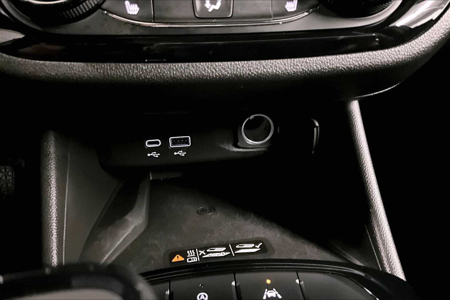 used 2024 Buick Envista car, priced at $26,987