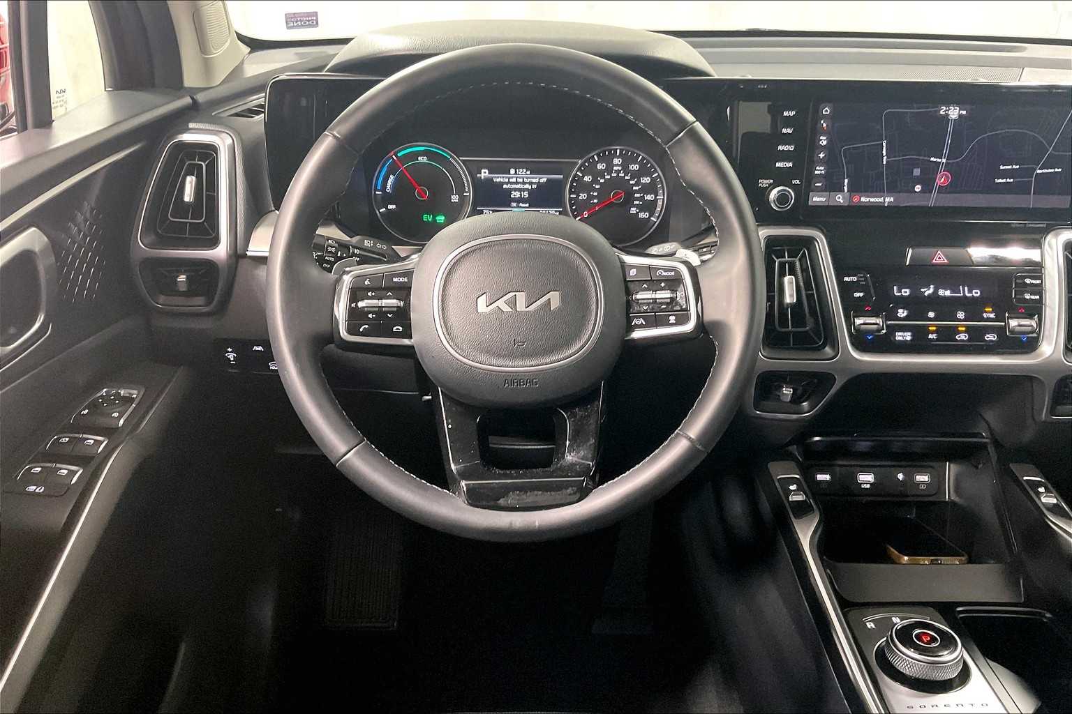 used 2023 Kia Sorento Hybrid car, priced at $33,272