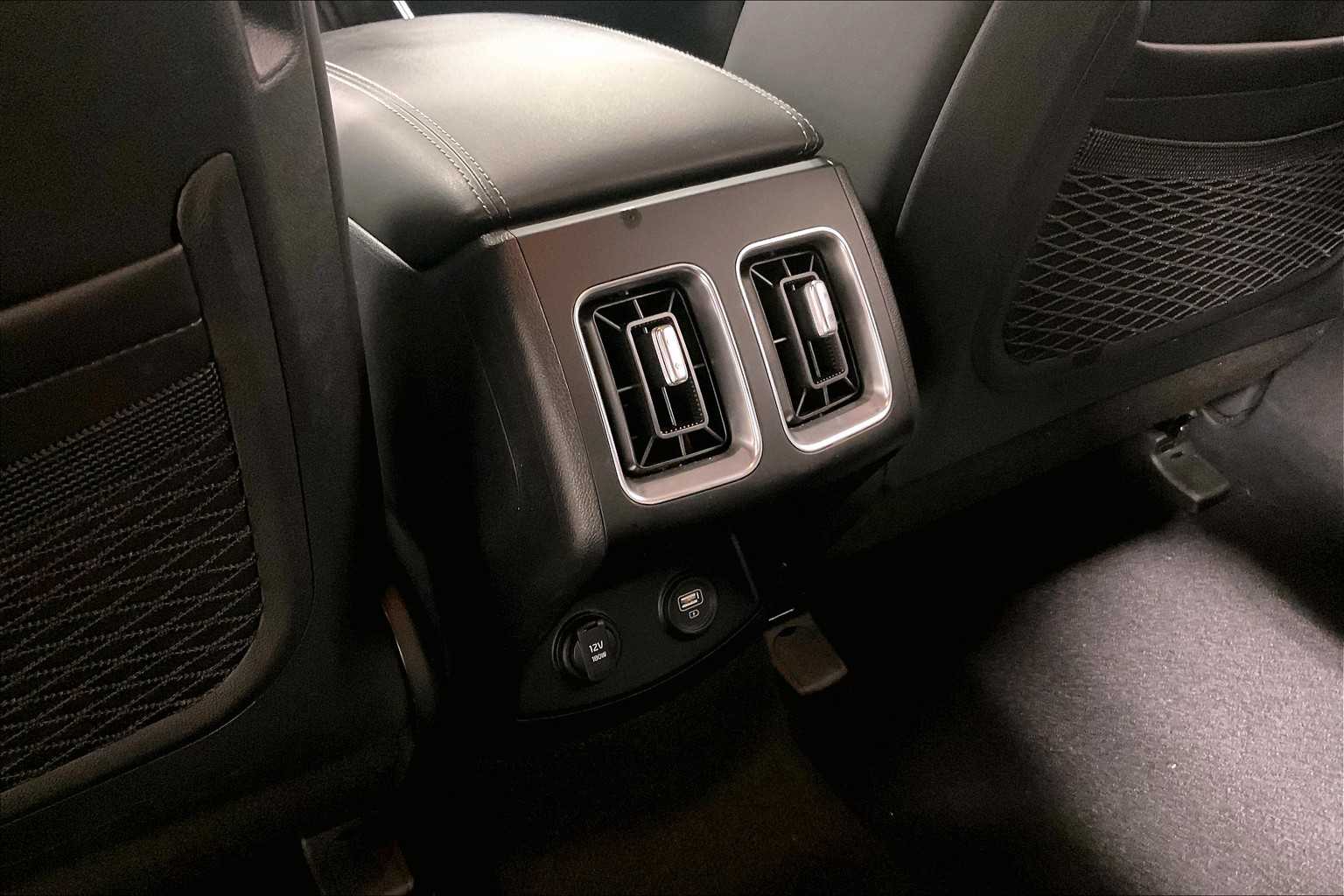 used 2023 Kia Sorento Hybrid car, priced at $33,272