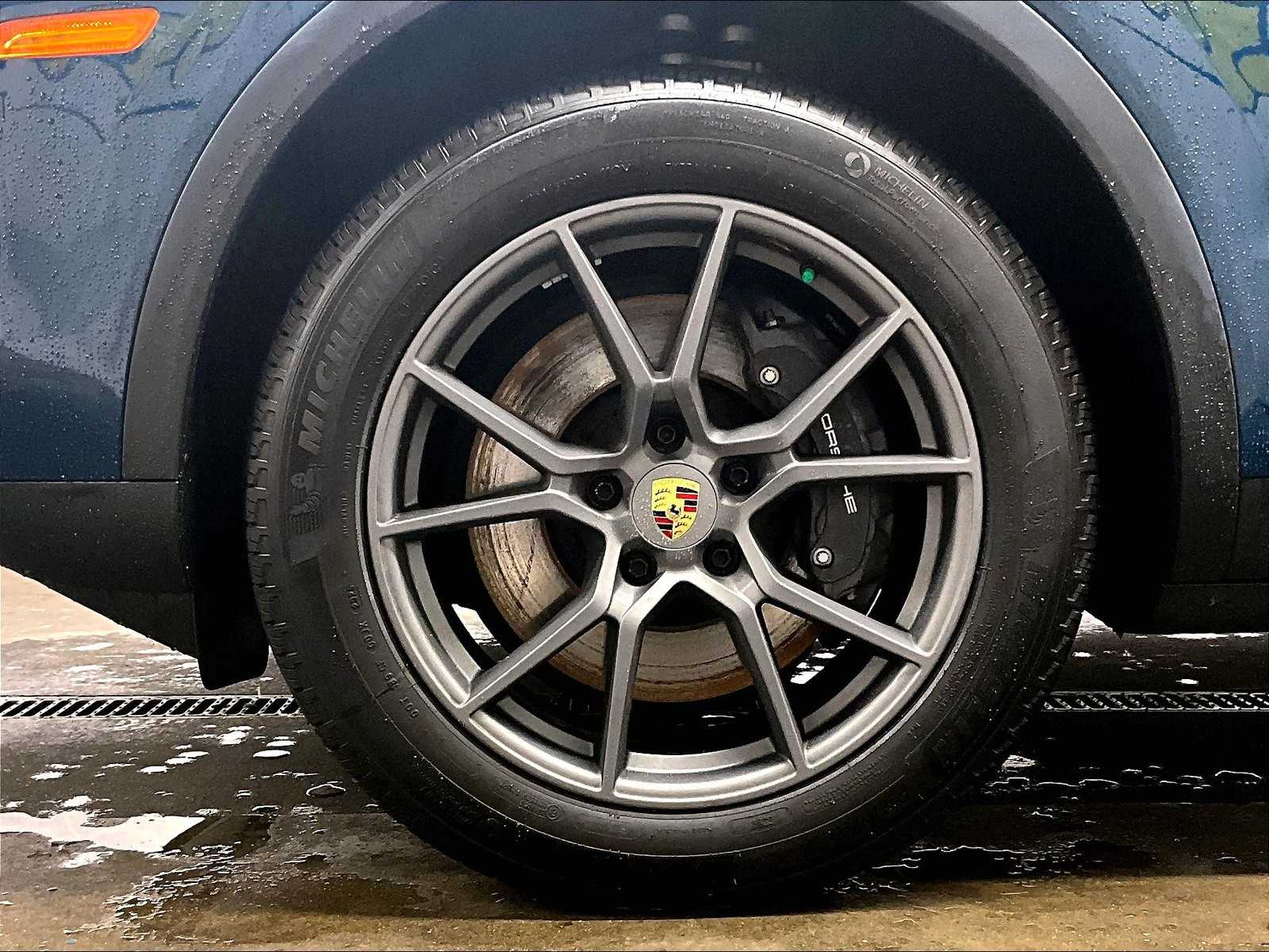 used 2024 Porsche Cayenne car, priced at $59,997