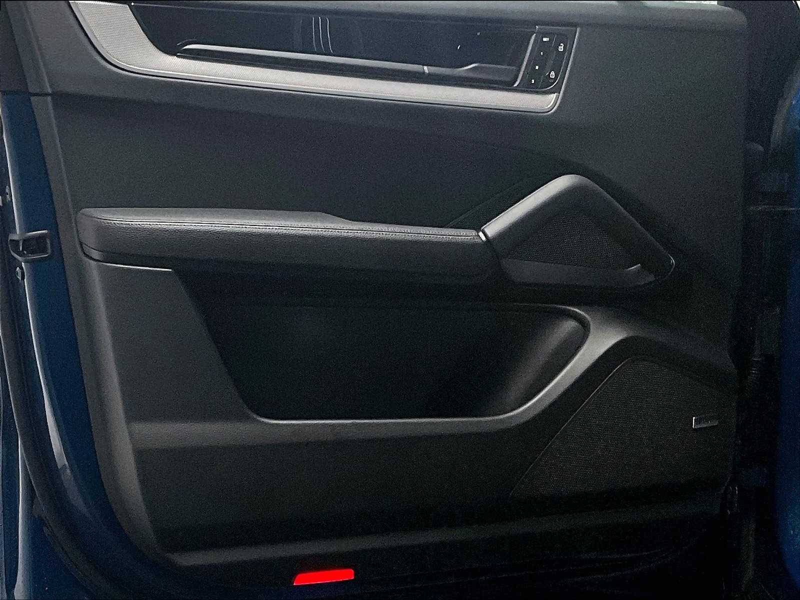 used 2024 Porsche Cayenne car, priced at $59,997