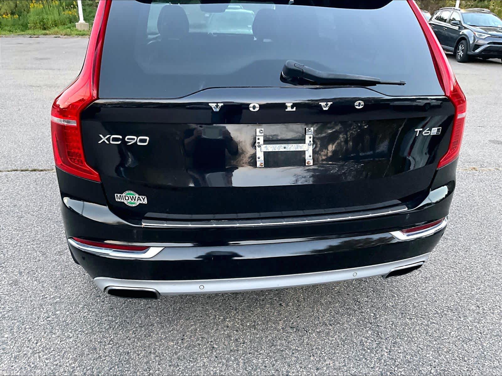 used 2018 Volvo XC90 car, priced at $22,371