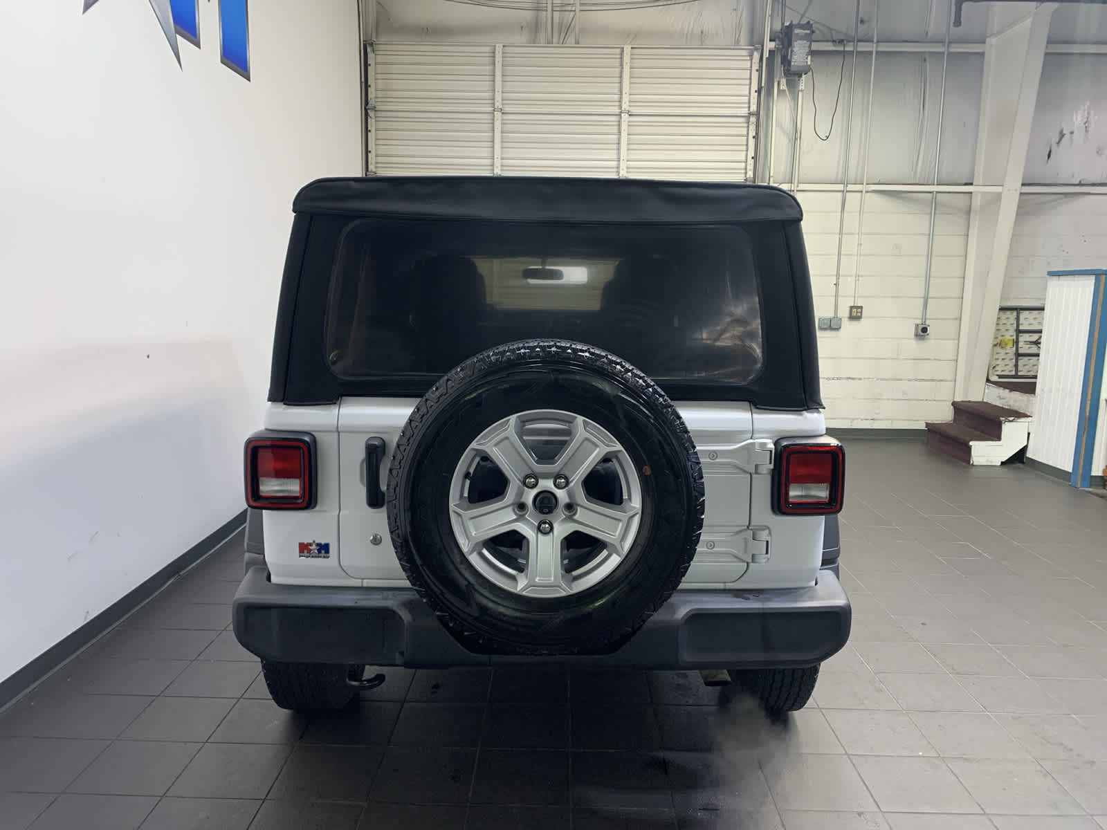 used 2018 Jeep Wrangler Unlimited car, priced at $28,988