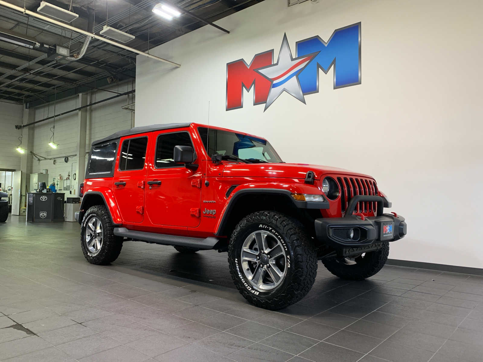 used 2020 Jeep Wrangler Unlimited car, priced at $38,487