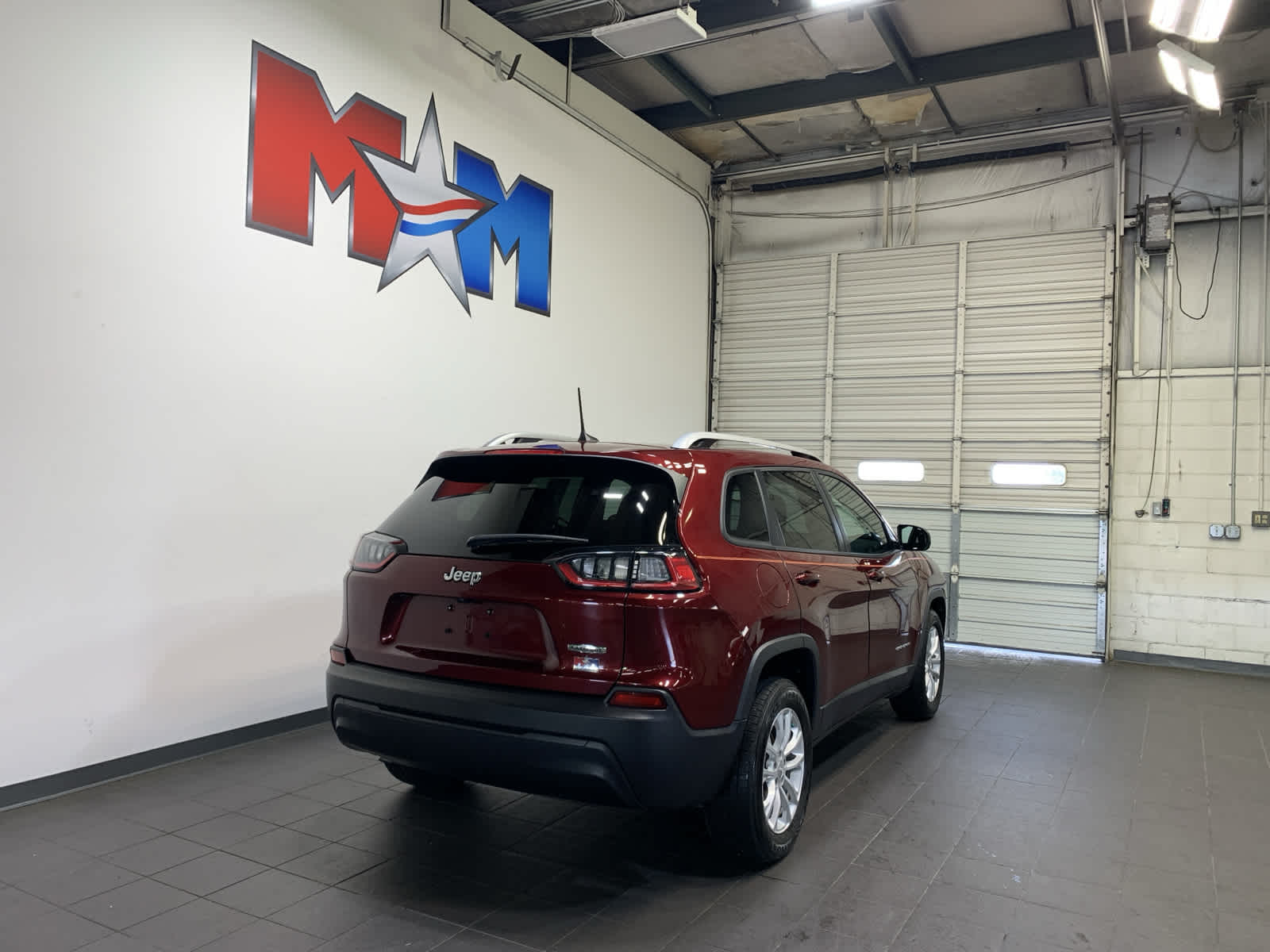 used 2021 Jeep Cherokee car, priced at $23,987