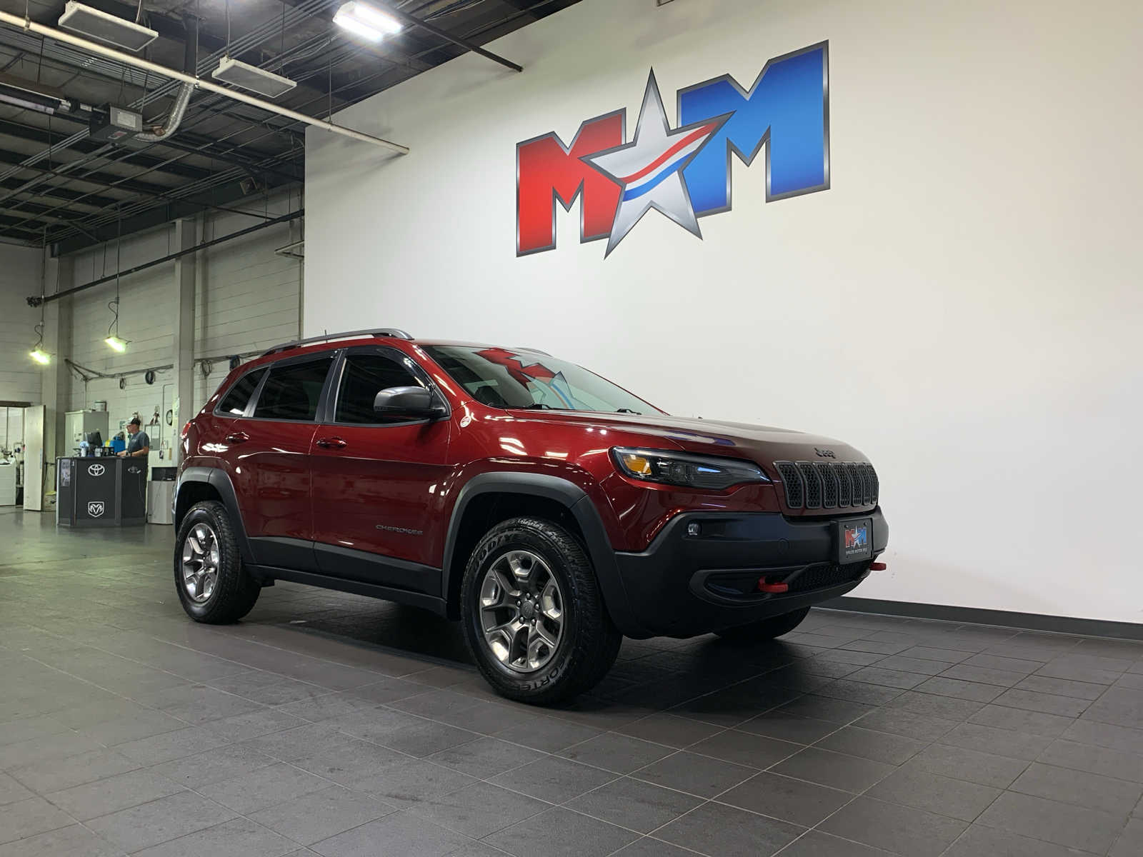 used 2019 Jeep Cherokee car, priced at $25,989