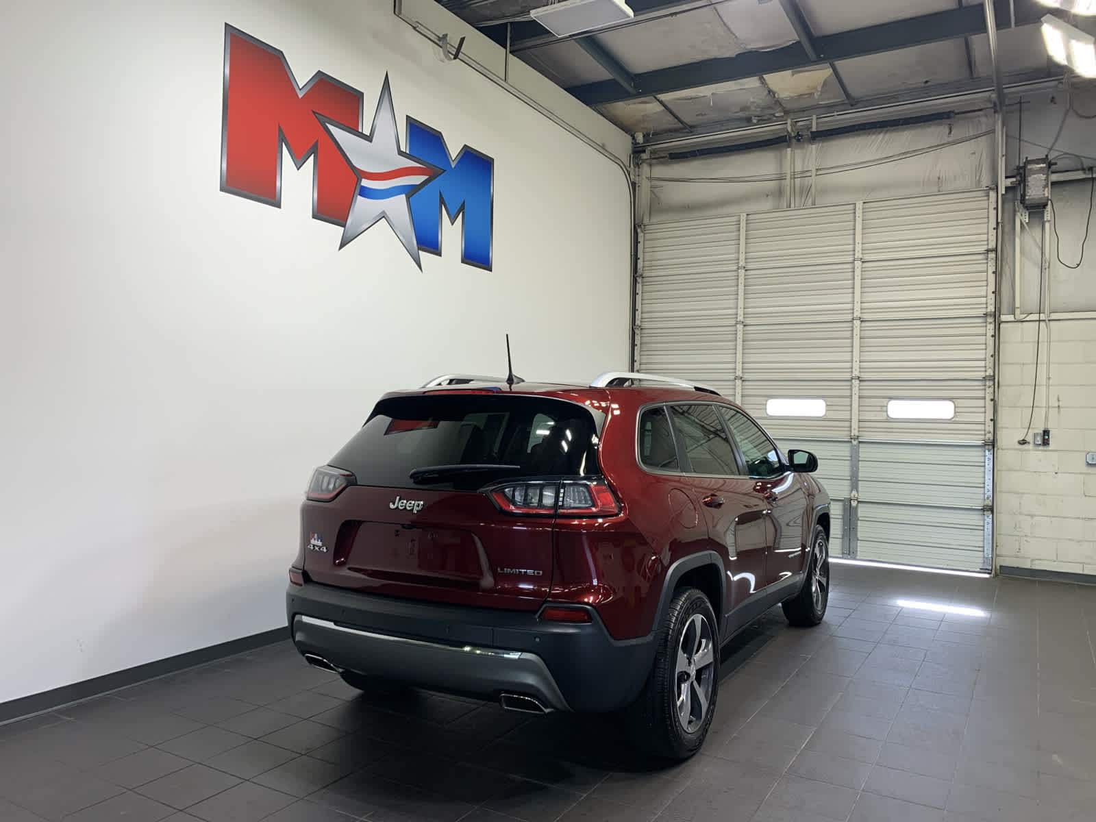 used 2019 Jeep Cherokee car, priced at $25,985