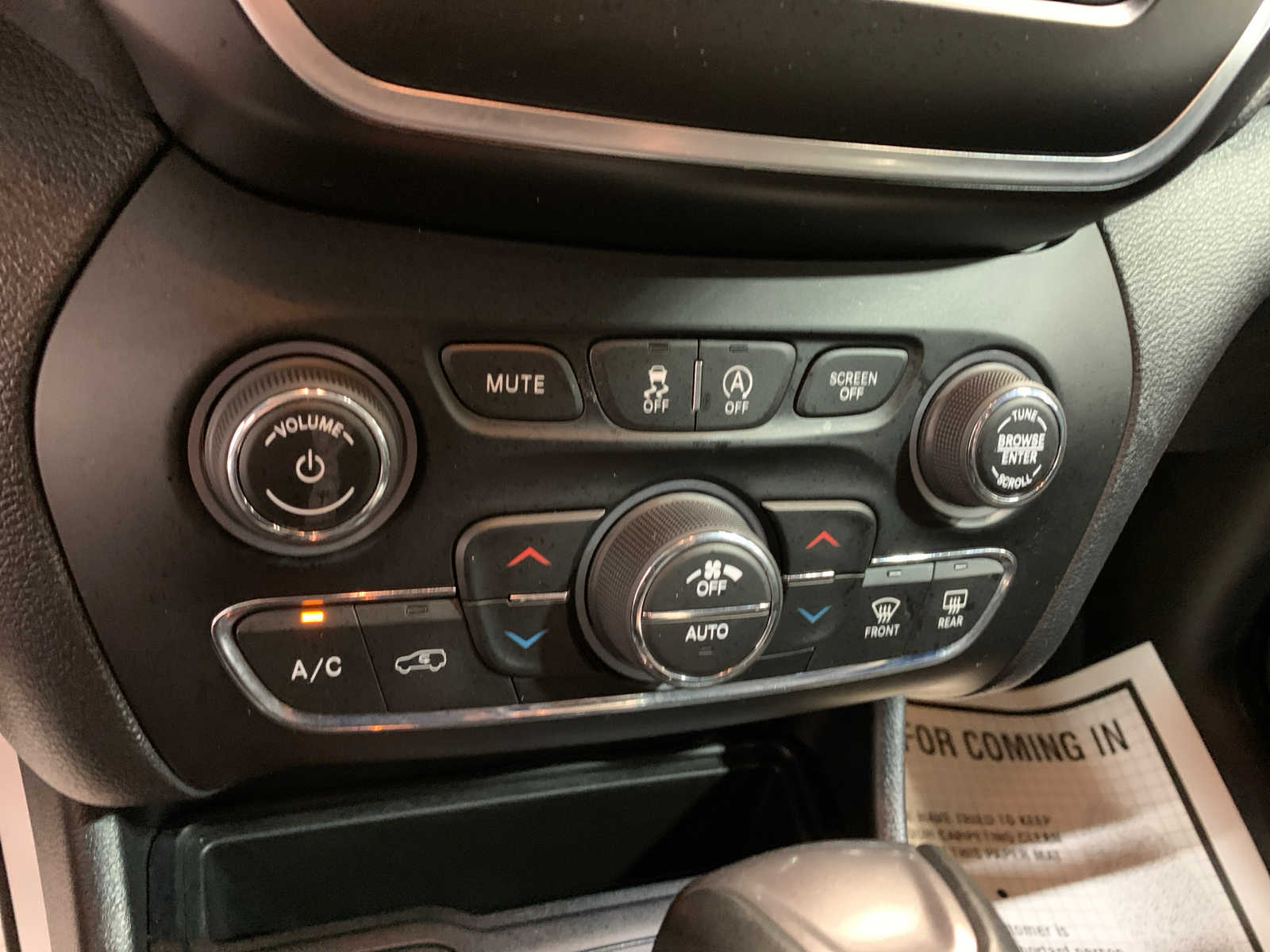 used 2019 Jeep Cherokee car, priced at $19,589