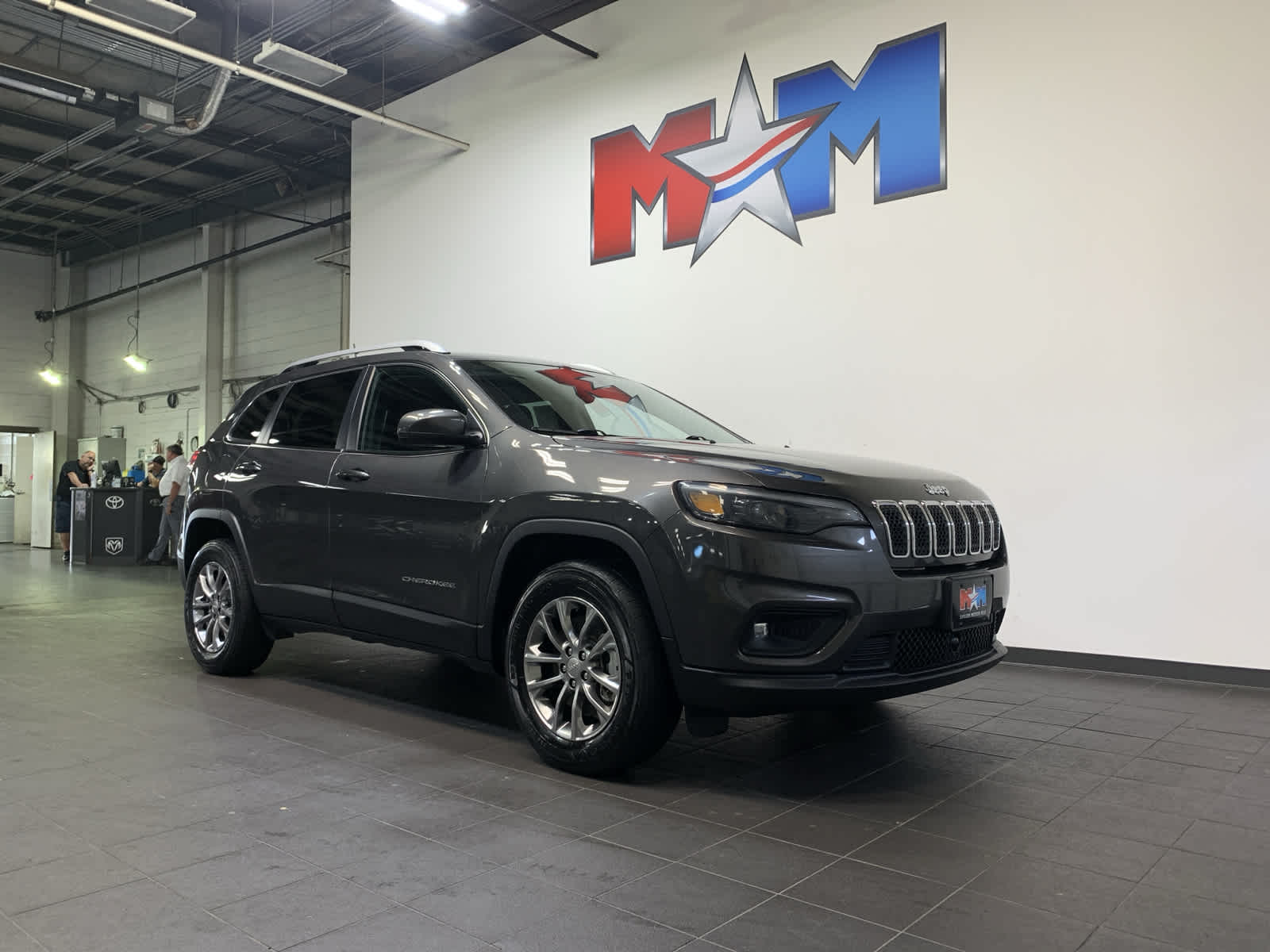 used 2021 Jeep Cherokee car, priced at $27,489